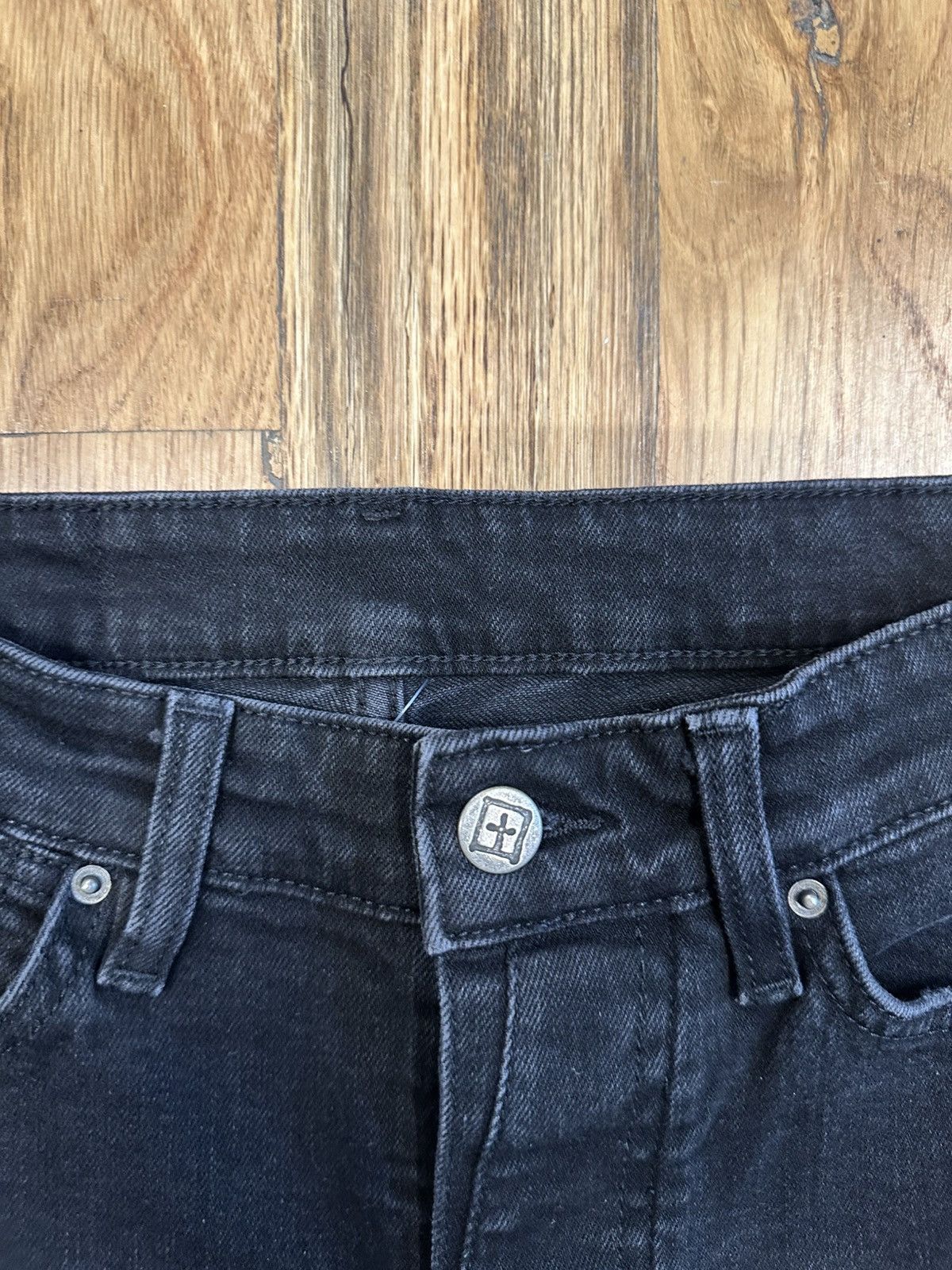 Ksubi Ksubi Red Stitched Patch Black Denim Jeans Size 31 Size US 31 - 3 Thumbnail