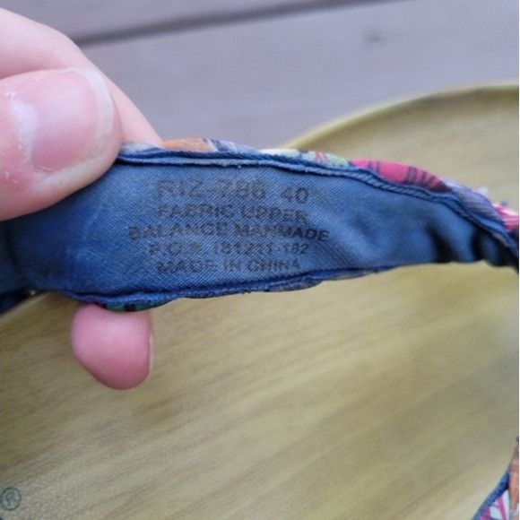 Other Alegria Blue Multi Floral Rainbow Braided Flip Flop Thong Pl Size US 9.5 / IT 39.5 - 6 Thumbnail