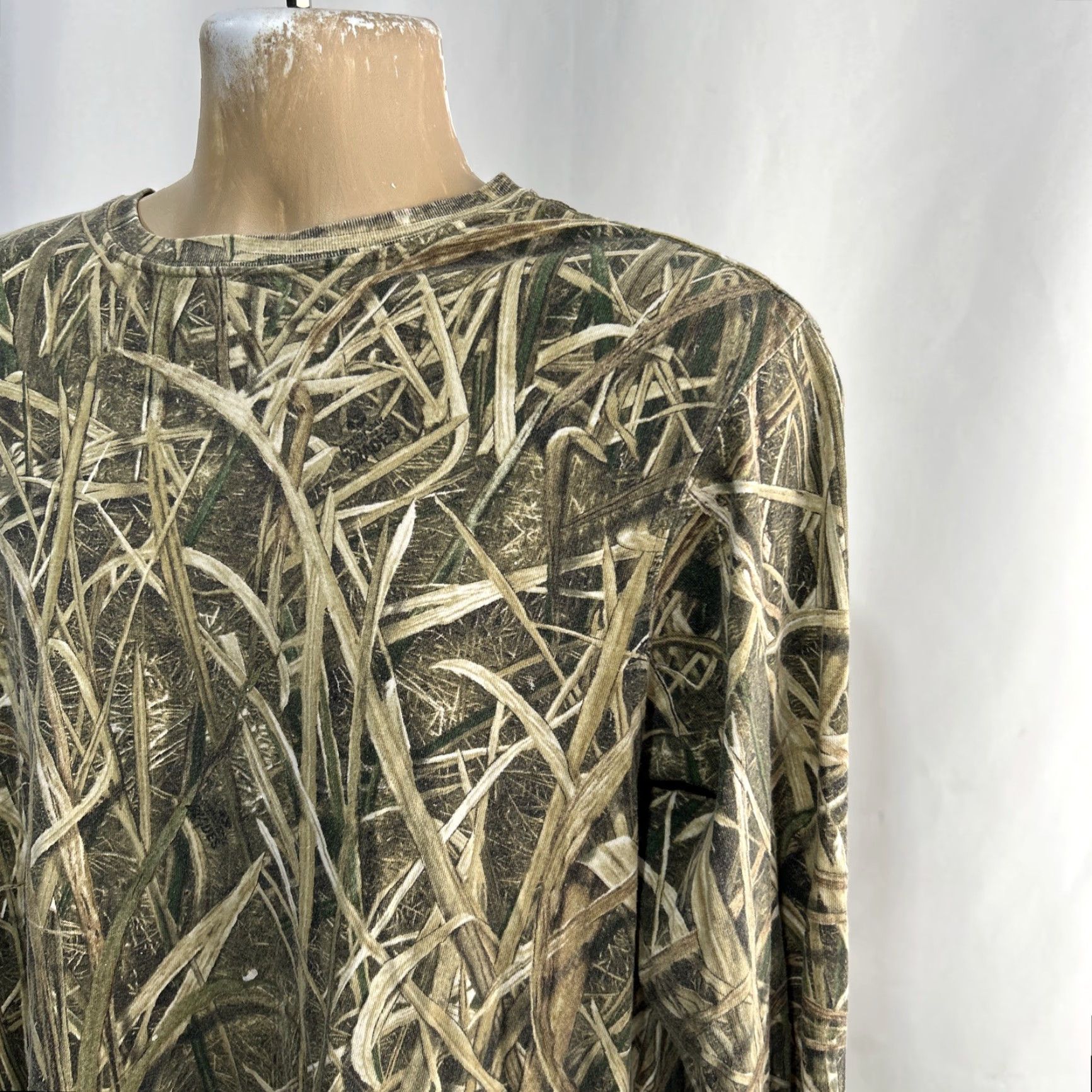 Vintage Mossy Oak Shadow Grass Blades Camo T-Shirt Mens Large Hunting Long-Sleeve Size US L / EU 52-54 / 3 - 2 Thumbnail