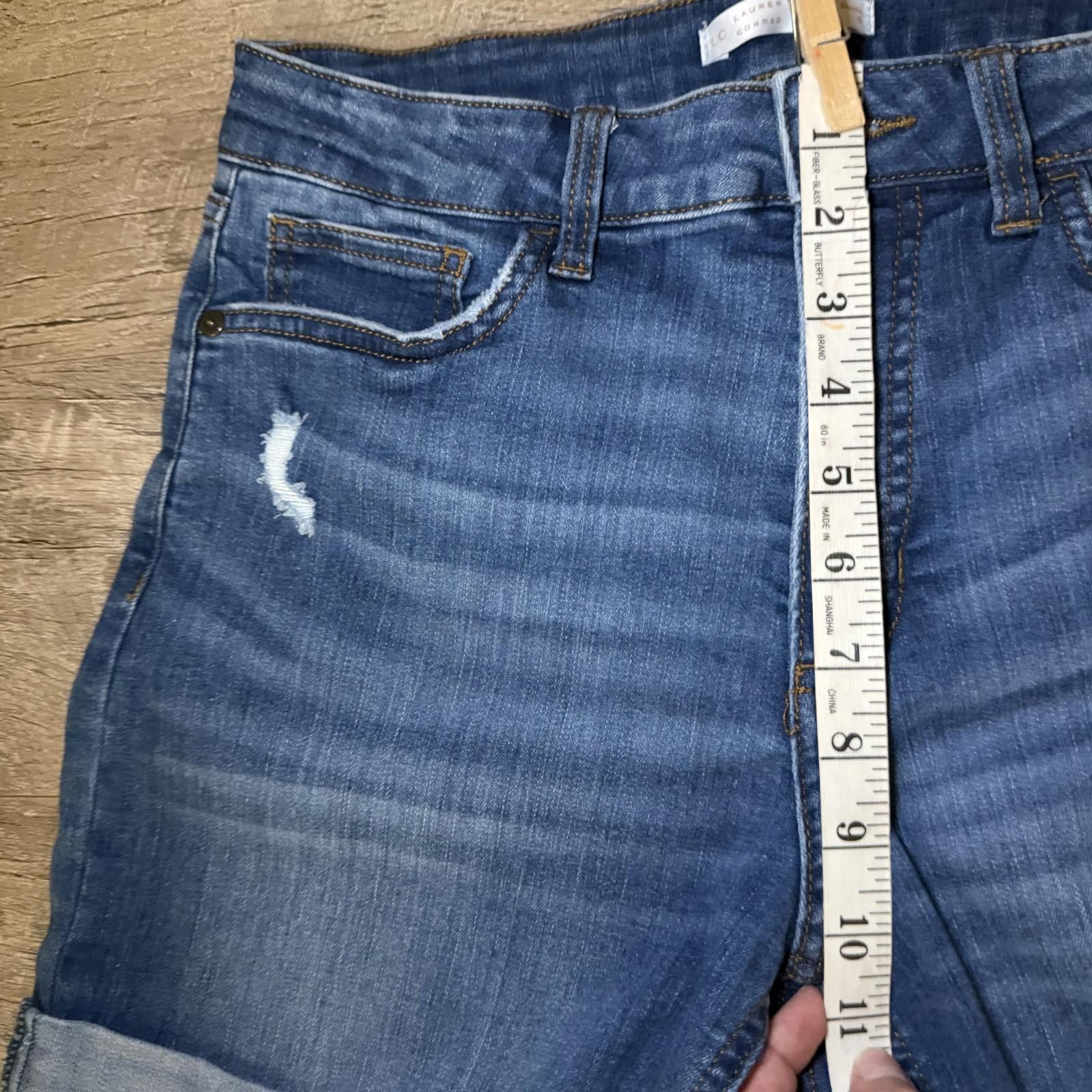 Other LC Lauren Conrad Cuffed High-Waist Jean Shorts Size 30" / US 8 / IT 44 - 6 Thumbnail