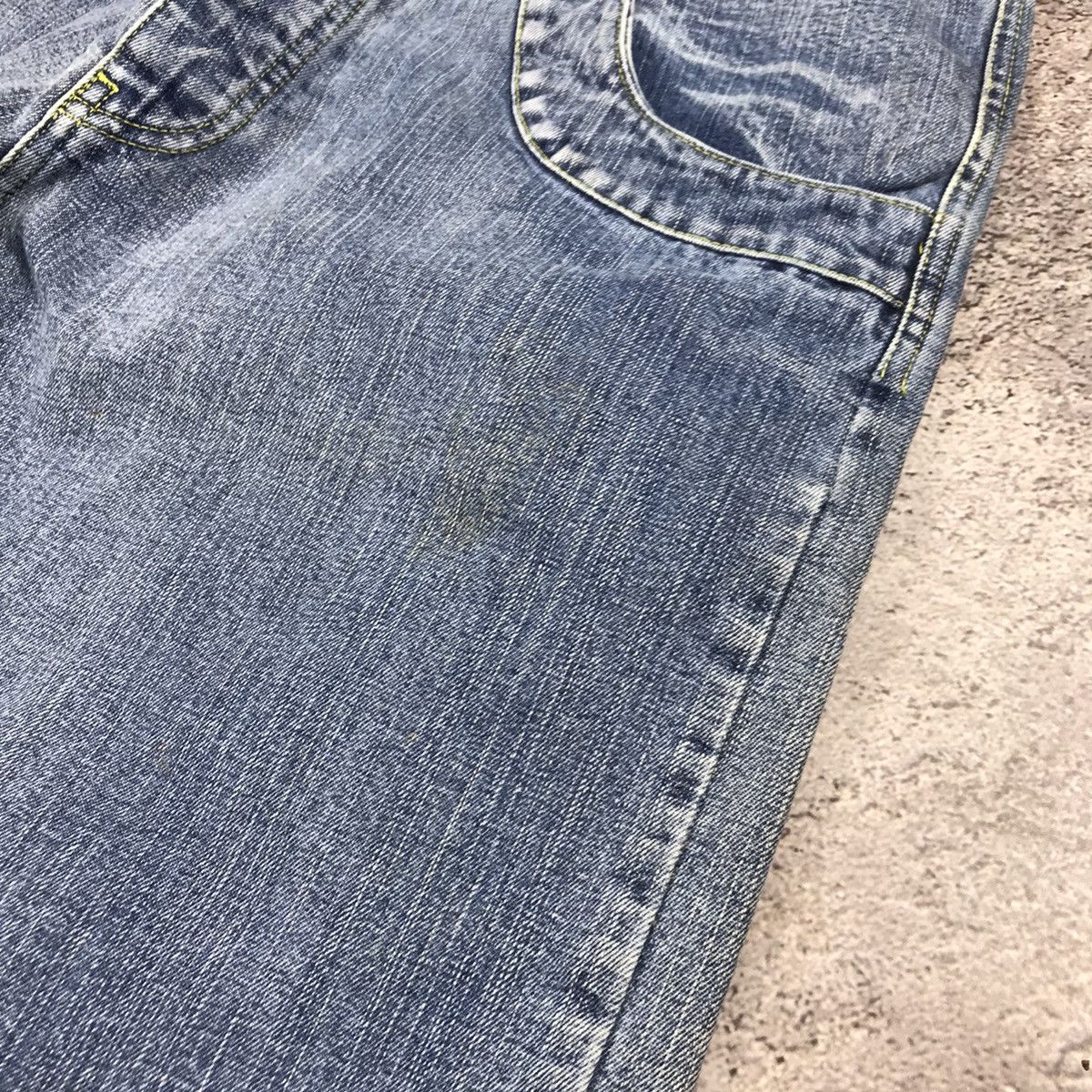 Vintage Vintage 90s Baggy Distressed Jeans Grunge Skate Thrashed 36 Size US 36 / EU 52 - 5 Thumbnail