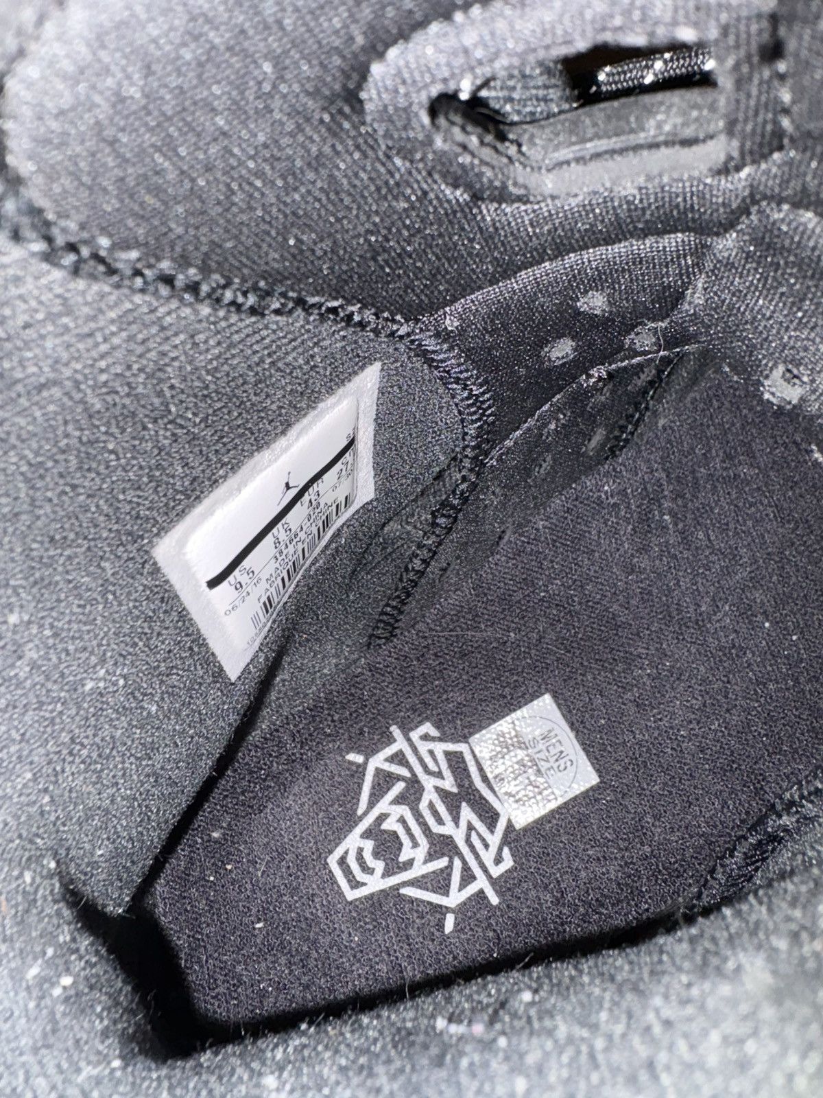 Jordan Brand Jordan 6 Black Cat Size US 9.5 / EU 42-43 - 6 Thumbnail