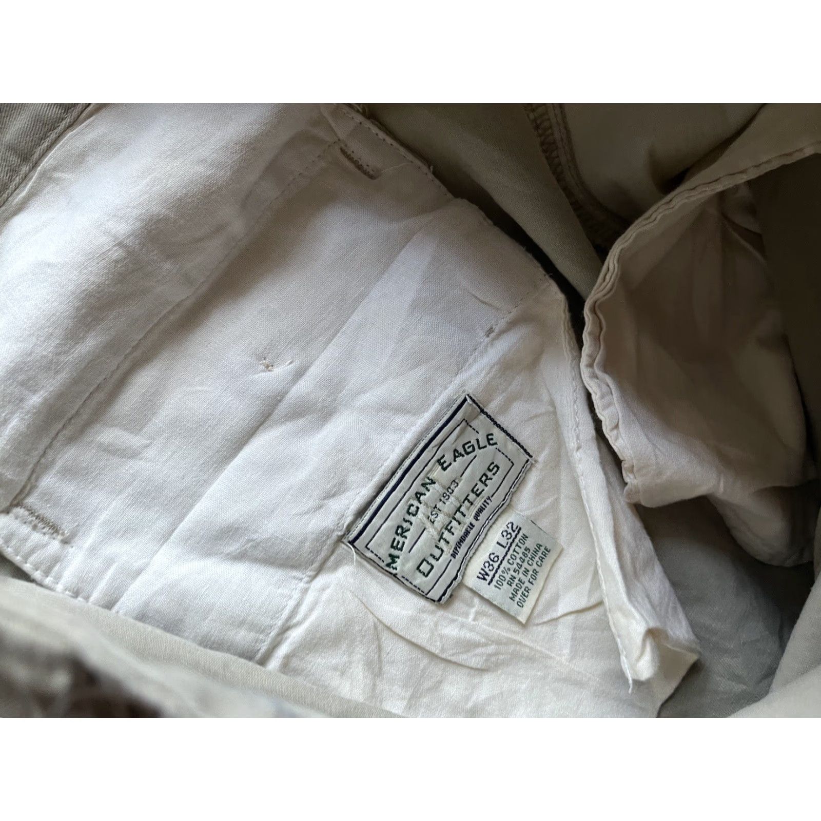 American Eagle Outfitters VINTAGE American Eagle Chino Pants Pleated Casual Beige Mens Size 36x32 Size US 36 / EU 52 - 6 Thumbnail