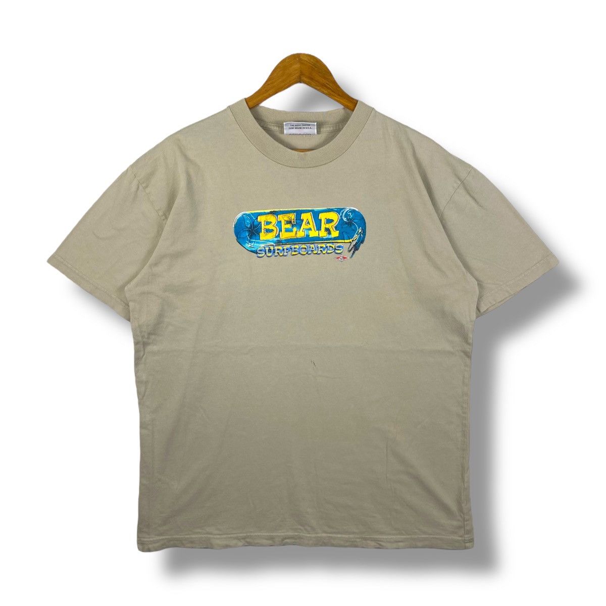 Vintage Vintage 00's BEAR SURFBOARDS Logo Graphic Surf Tee Shirt Size US L / EU 52-54 / 3 - 1 Thumbnail