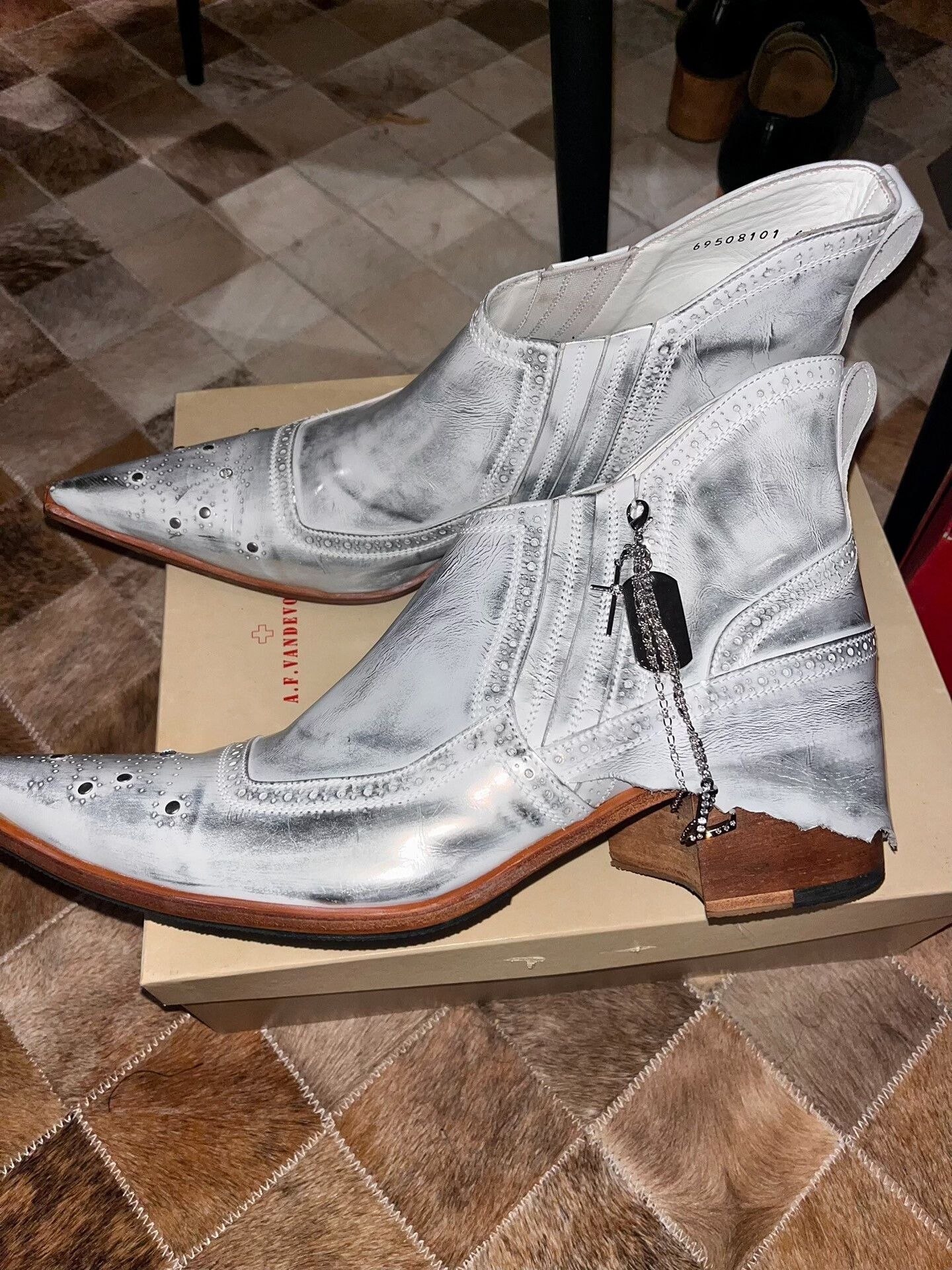 Japanese Brand hiromu takahara stylish cowboy boots Size US 9 / EU 42 - 1 Thumbnail