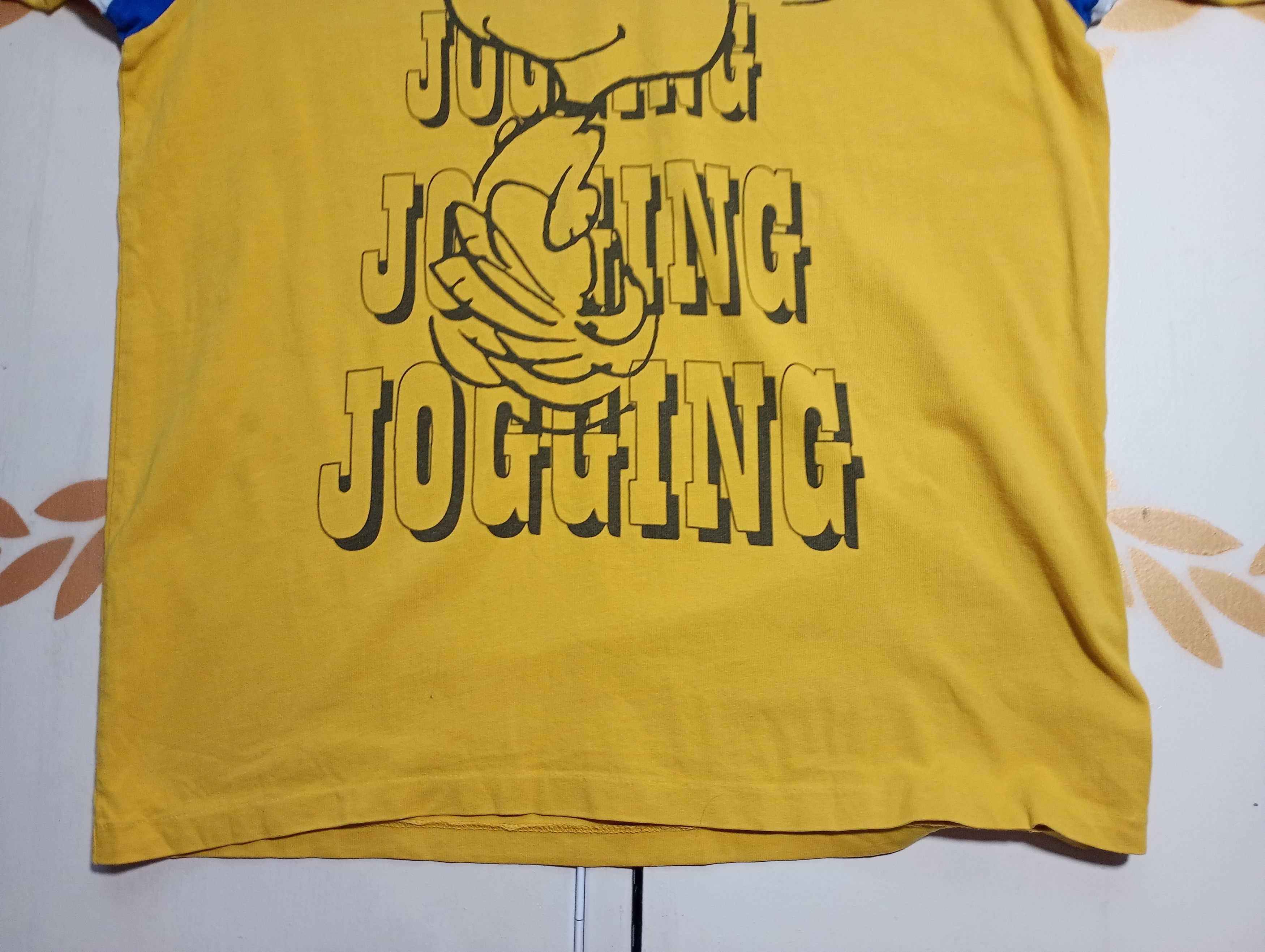 Levi's × Peanuts Levi's x Peanuts Jogging T-Shirt Size US S / EU 44-46 / 1 - 4 Thumbnail