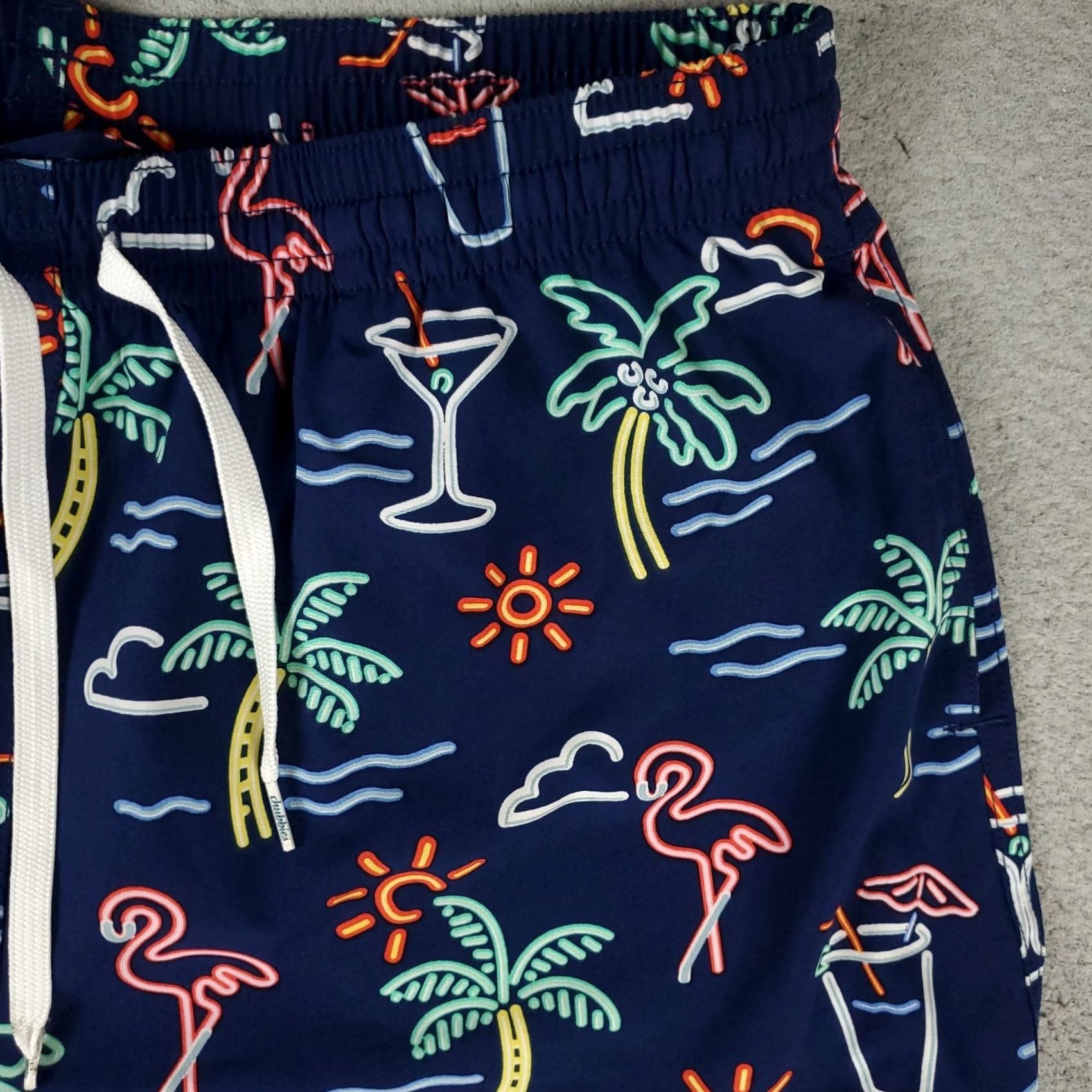 Chubbies Chubbies Shorts Mens XL Navy Blue Beach Board Shorts Swim Trunks Nylon Polyester Mesh Lining Pockets Above-the-Knee 90s Hawaiian Aloha Beach Mens Size US 36 / EU 52 - 3 Thumbnail