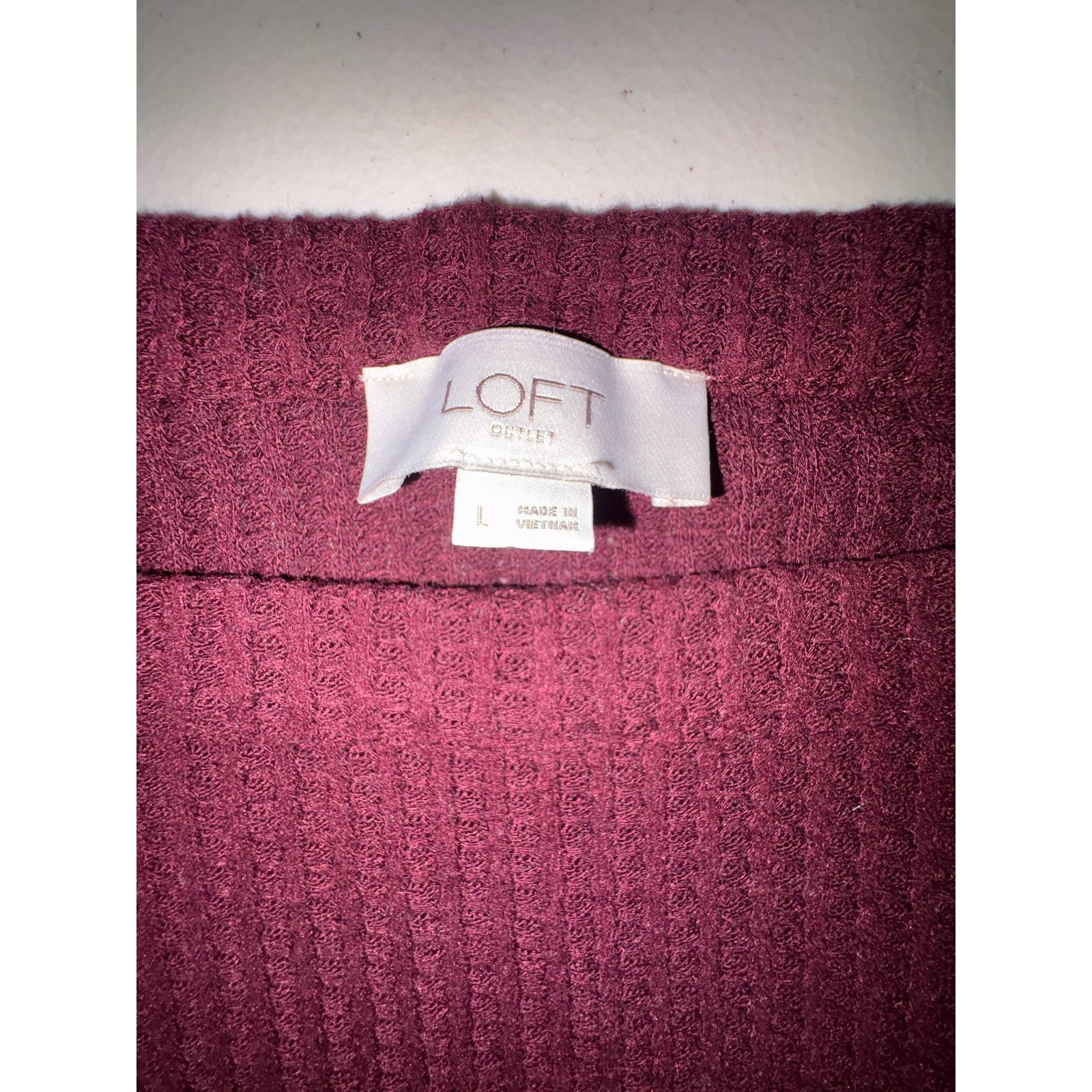 Loft LOFT Outlet Womens Large Burgundy Ribbed Sweater Button Side Size L / US 10 / IT 46 - 3 Thumbnail