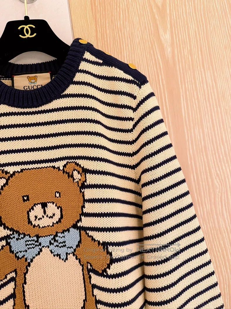 Gucci Gucci Beige striped bear sweater Size US S / EU 44-46 / 1 - 3 Thumbnail