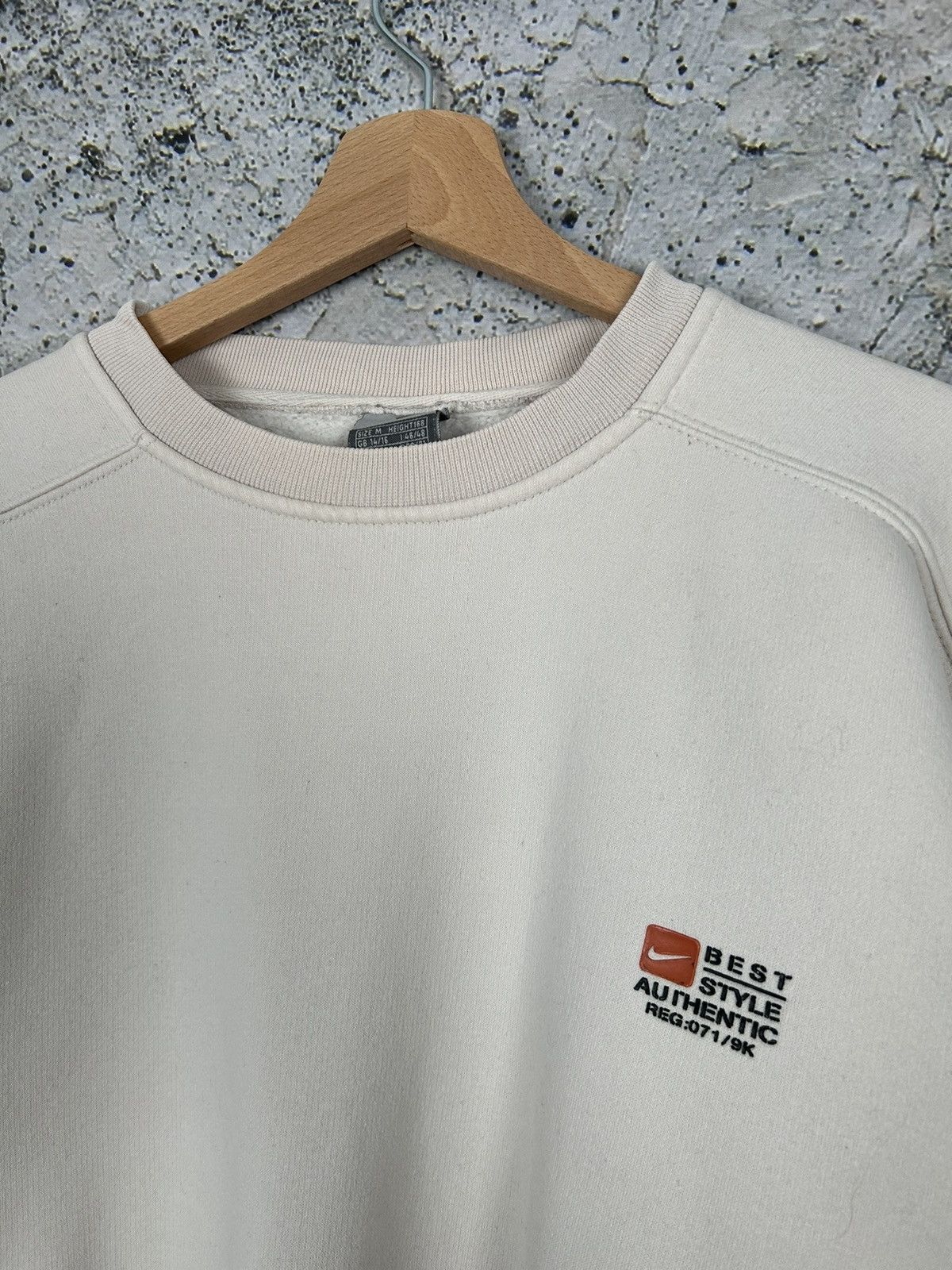 Nike Vintage Nike Cream Boxy Crewneck Streetwear Y2K 00s Hype Size US M / EU 48-50 / 2 - 3 Thumbnail