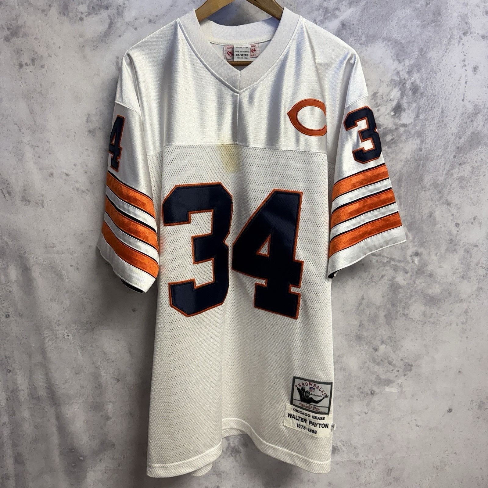 Mitchell & Ness Walter Payton Chicago Bears Mitchell Ness Throwback Stitched Size US XL / EU 56 / 4 - 1 Thumbnail