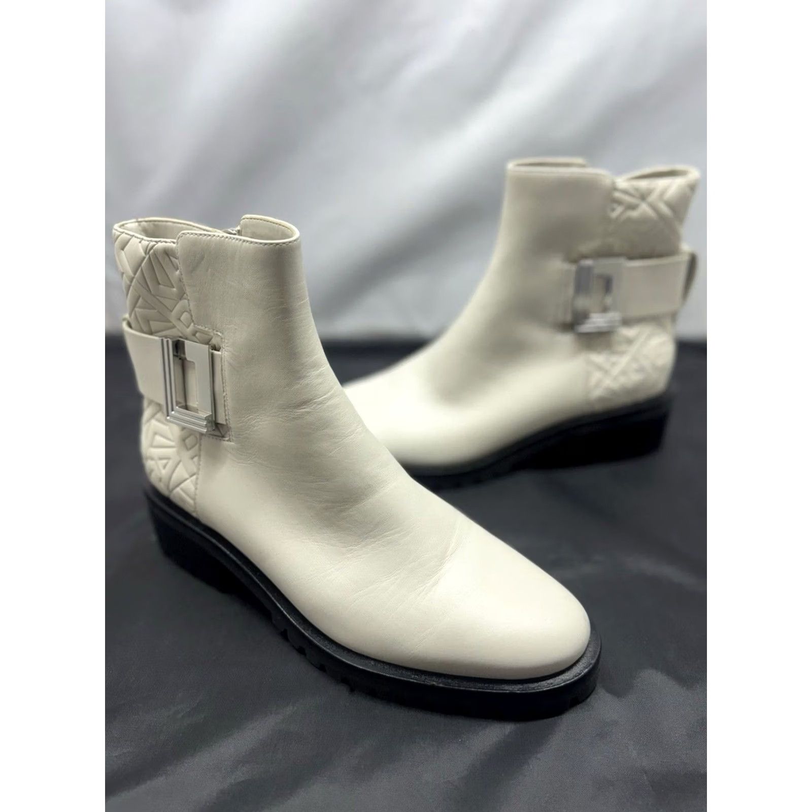 Karl Lagerfeld Karl Lagerfeld Paris Vara Buckled Zip Ankle Boots White Women’s 9.5 Fashion Bootie Ladies 9.5 Size US 10 / IT 40 - 2 Thumbnail