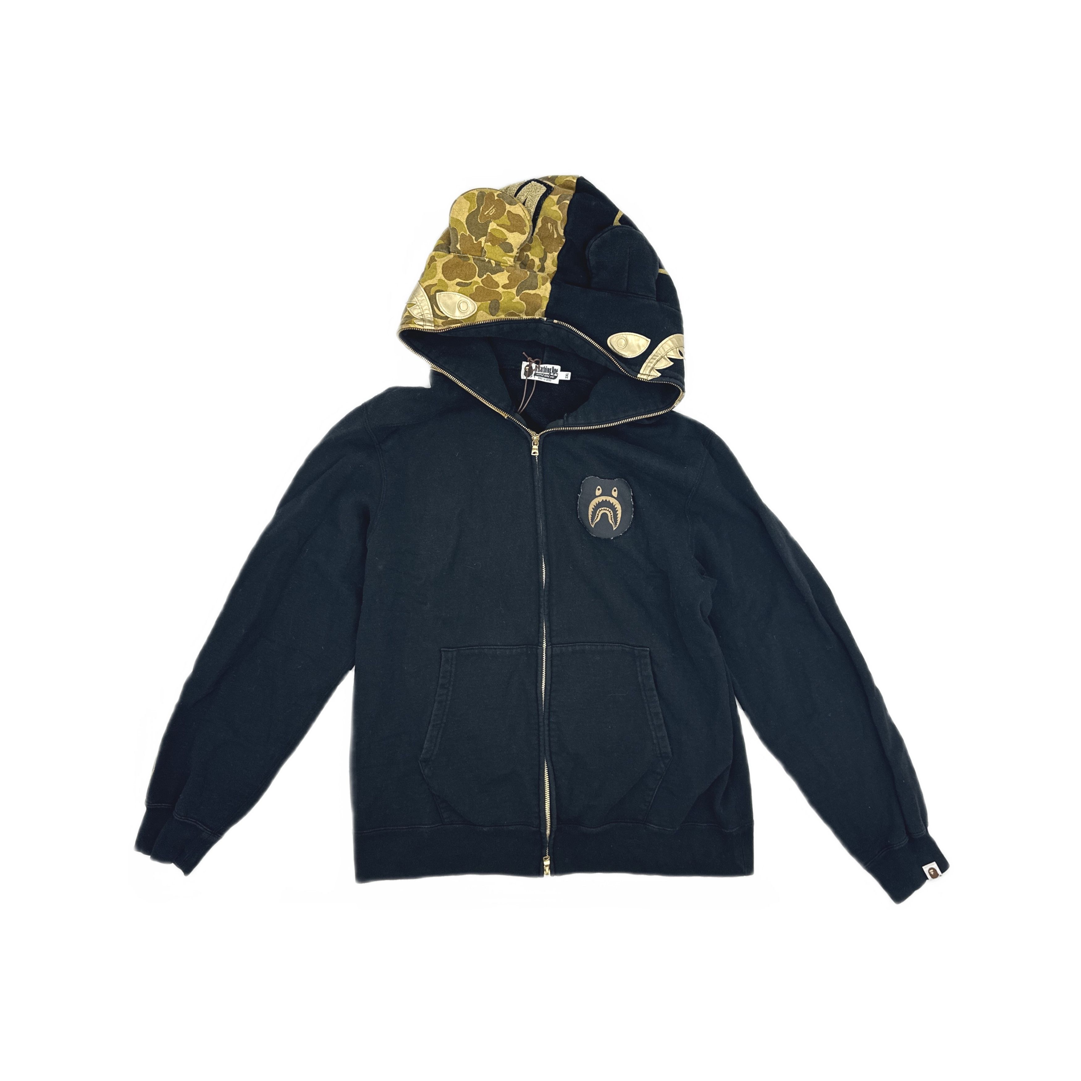 Bape A Bathing Ape Camo Gold Shark Hoodie Size XXL Size US XXL / EU 58 / 5 - 1 Thumbnail