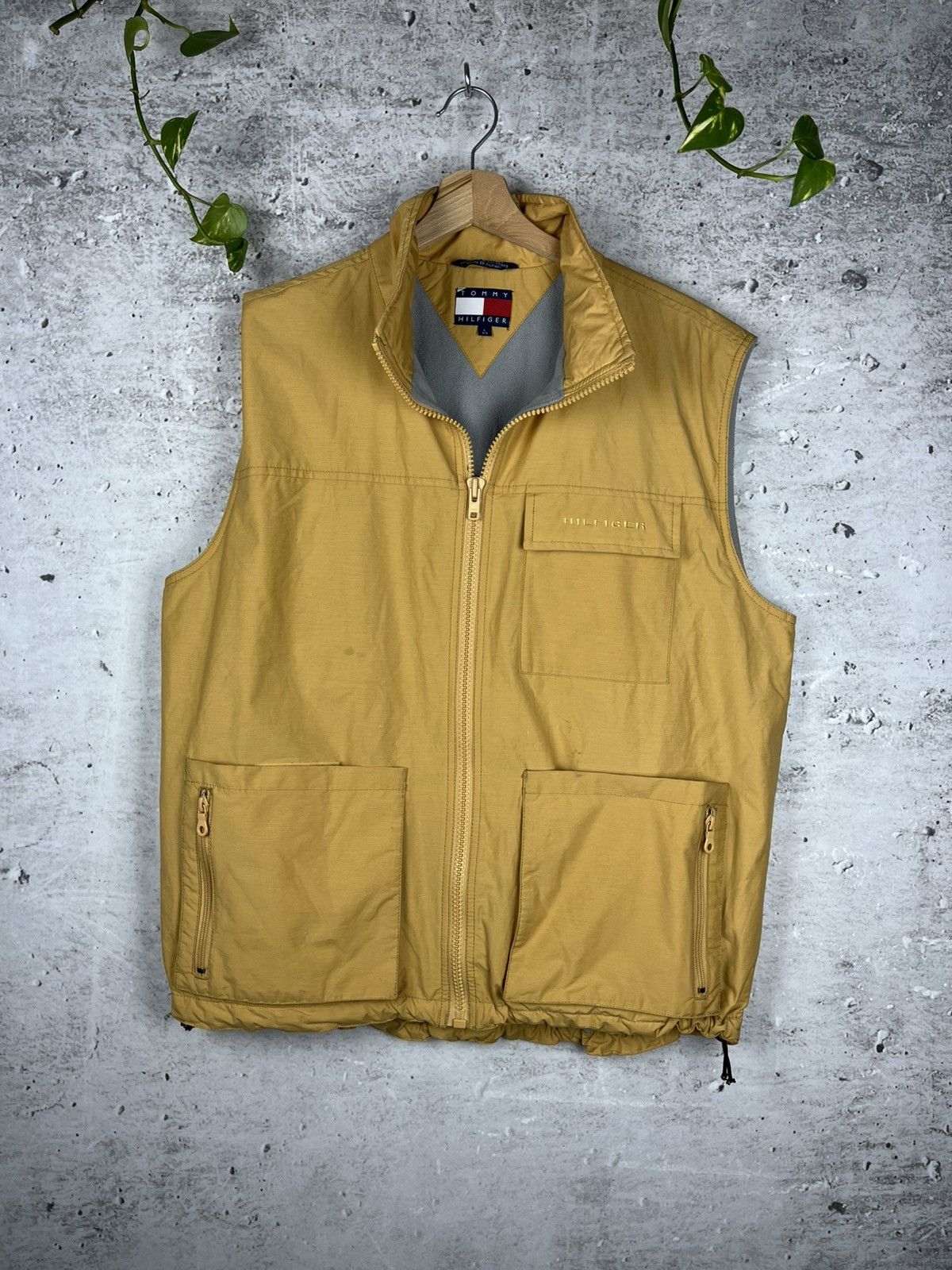 Tommy Hilfiger × Vintage Tommy Hilfiger - vintage vest 90s USA Size US L / EU 52-54 / 3 - 1 Thumbnail