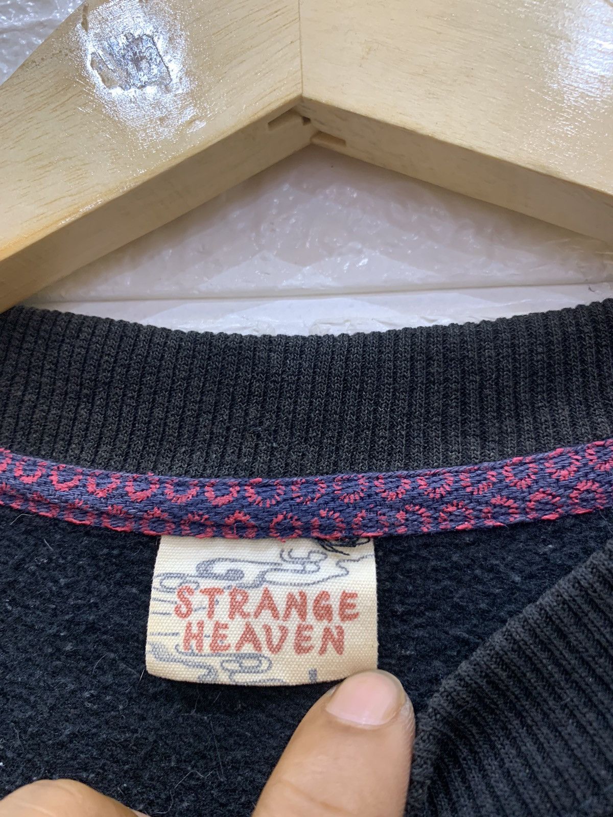 Japanese Brand × Vintage Vintage Strange Heaven KOI glitter print sukajan sweatshirt Size US L / EU 52-54 / 3 - 8 Thumbnail
