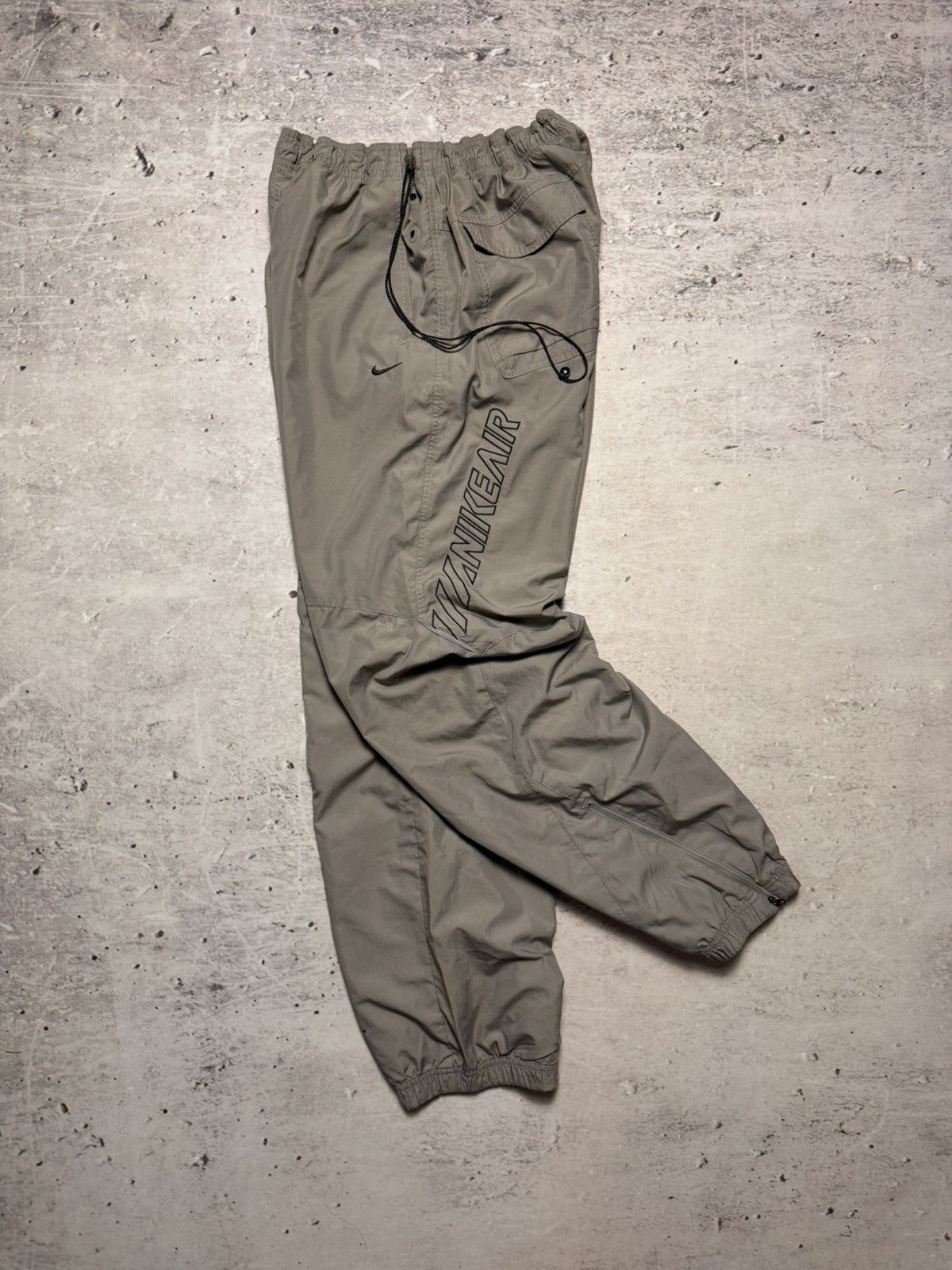 Nike × Vintage NIKE VINTAGE BASIC LOGO OVERSIZE BAGGY PANTS Size US 34 / EU 50 - 1 Thumbnail