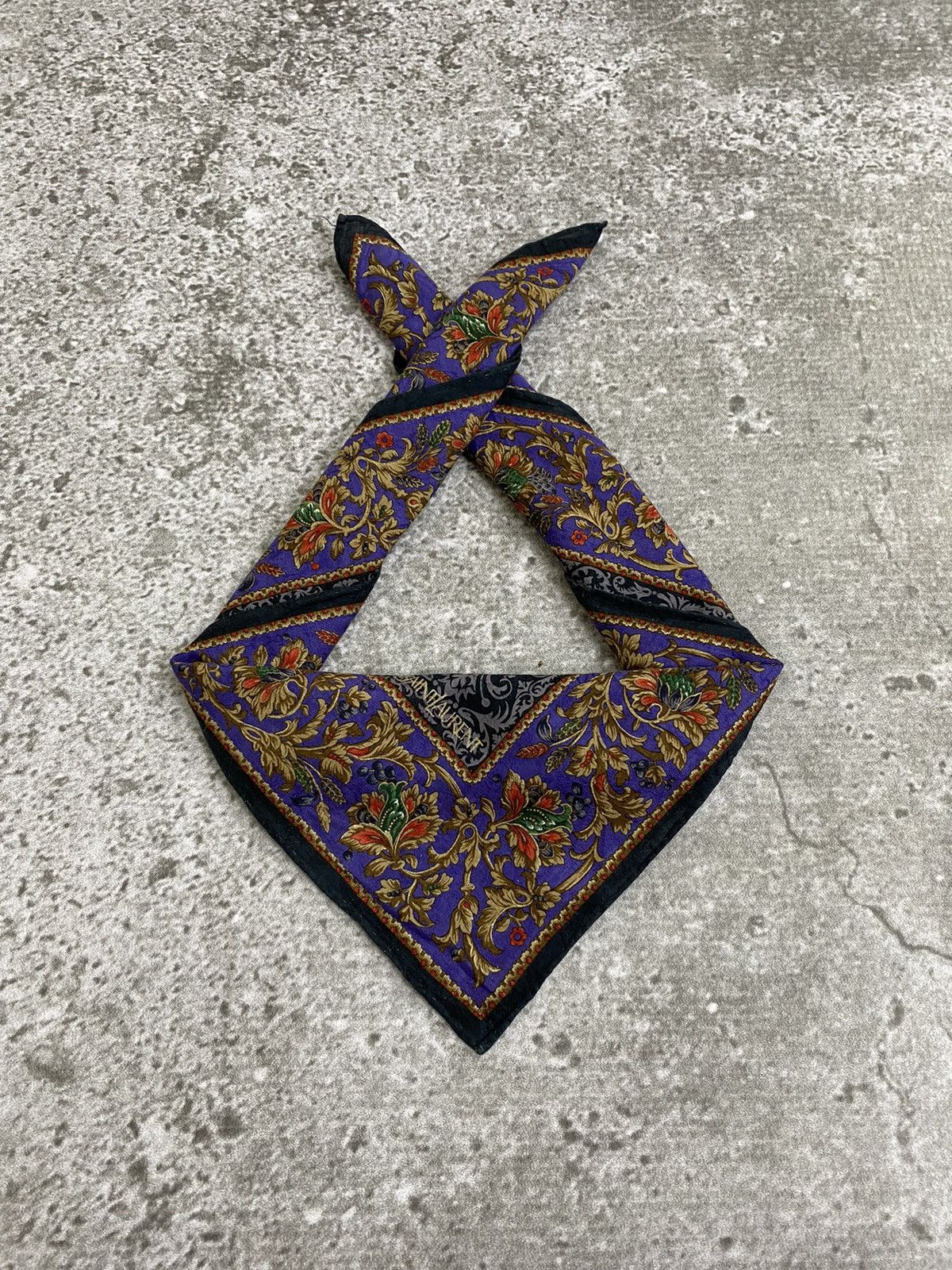 Yves Saint Laurent Yves Saint Laurent Handkerchief / Bandana / Neckerchief Size ONE SIZE - 1 Thumbnail