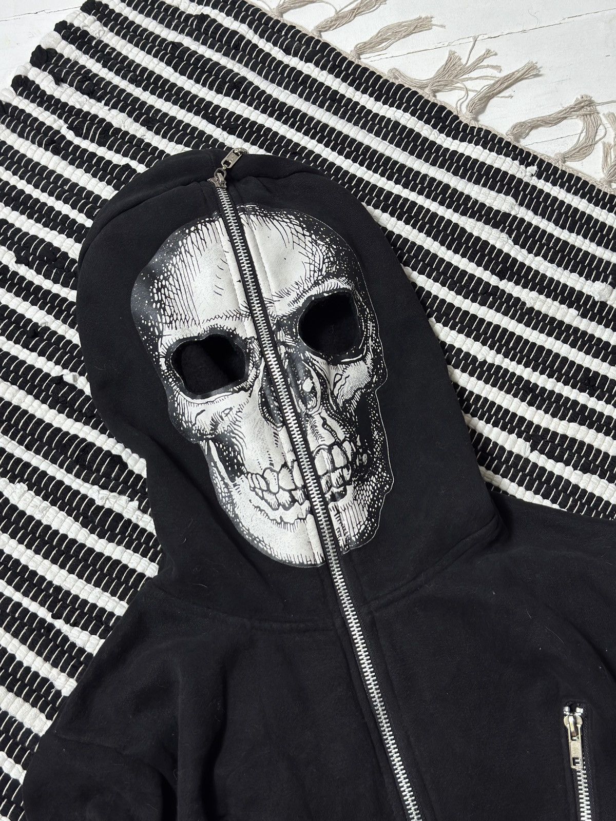 Vintage VINTAGE AVANT GARDE SKELETON CORSET STYLE FULL ZIP UP HOODIE Size M / US 6-8 / IT 42-44 - 4 Thumbnail