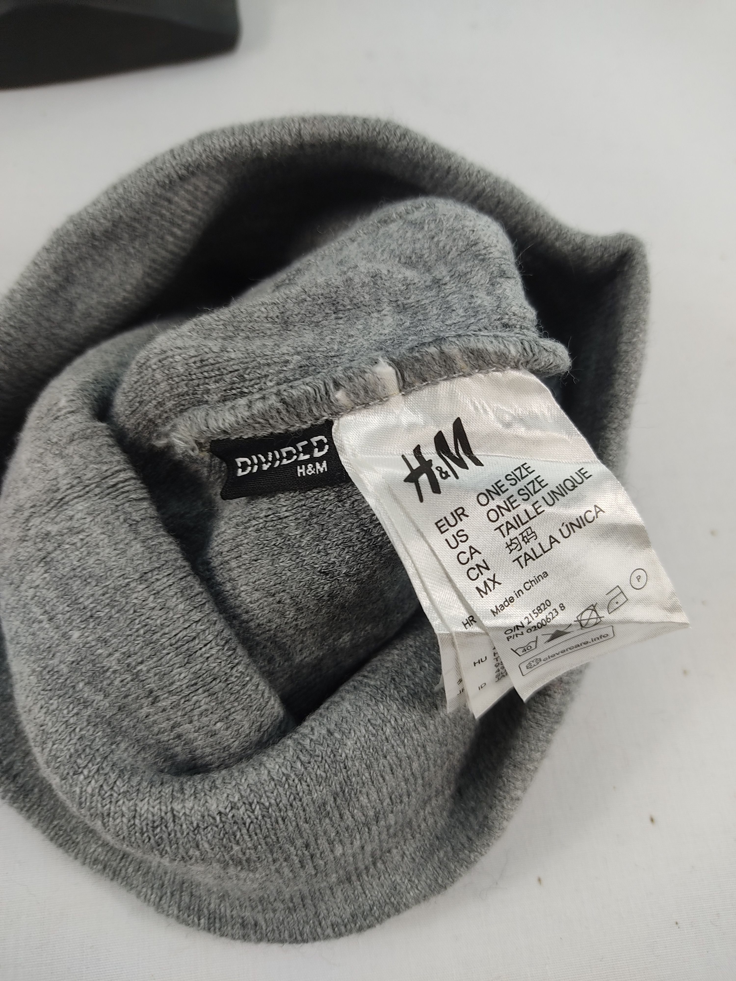 H&M H&M "Me" Big Logo Beanie / Snow Hat / Snow Cap Size ONE SIZE - 5 Thumbnail