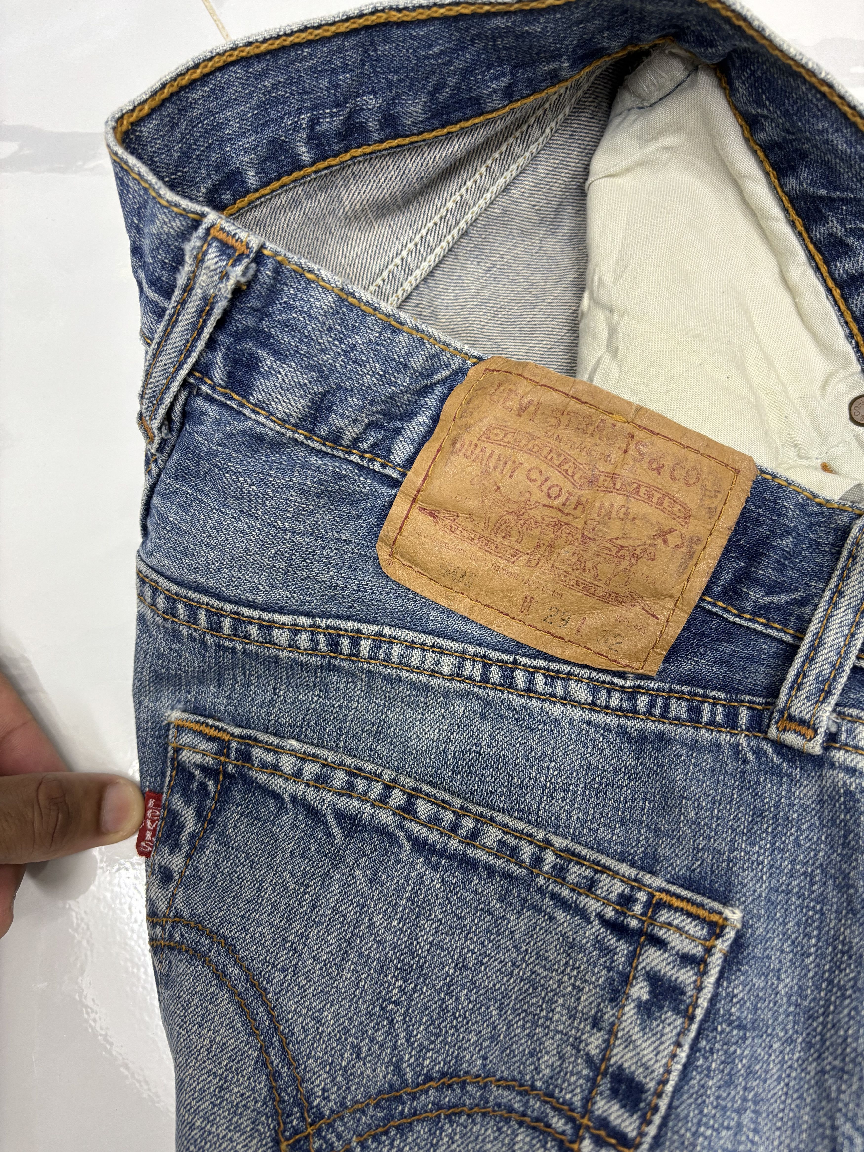 Levi's Vintage Levis 501 Distressed Denim Faded Jean Size US 29 - 10 Thumbnail
