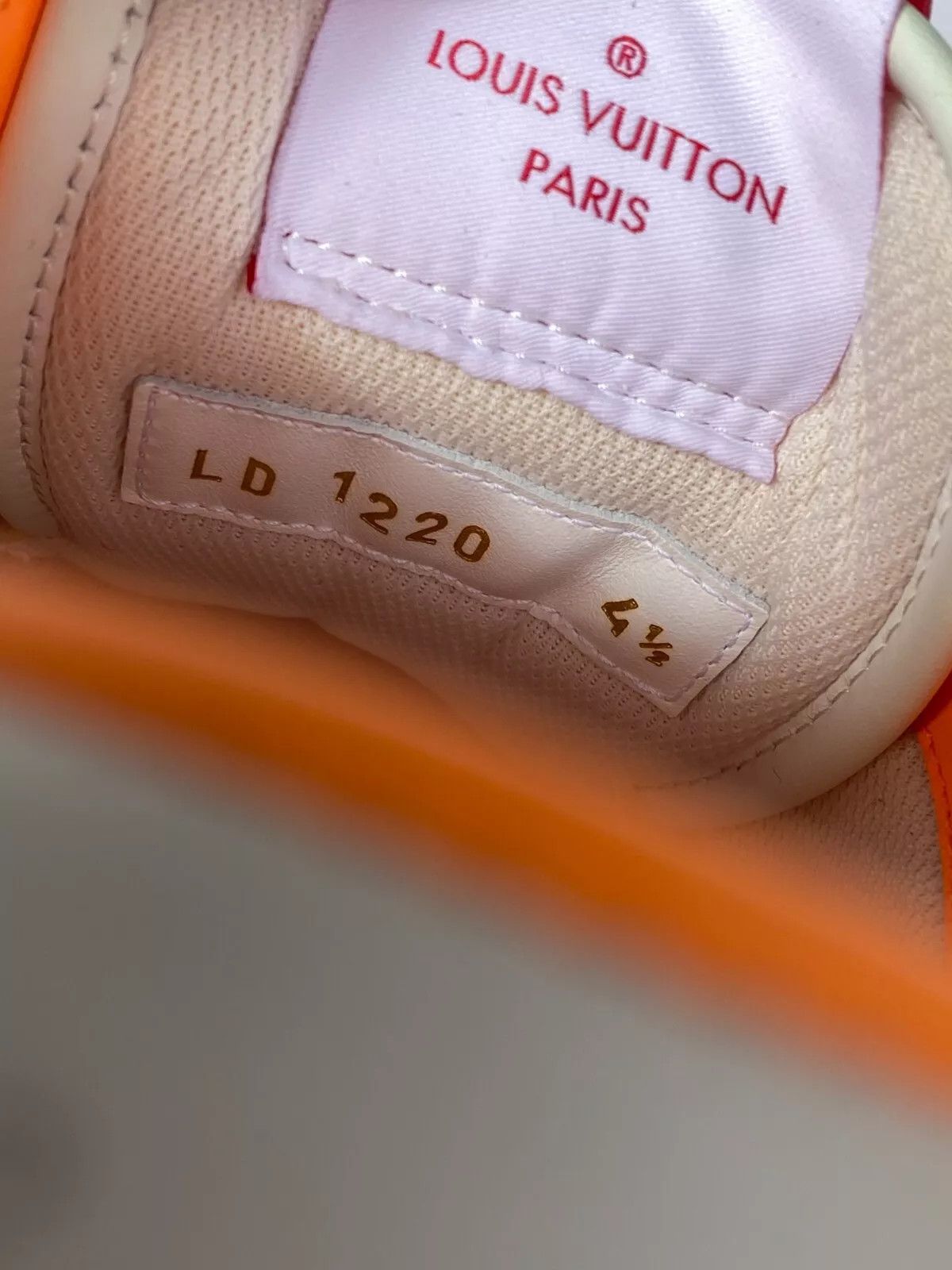 Louis Vuitton Louis Vuitton LV OLLIE Sneaker Damier Size 4.5 Rare Size US 5 / EU 37 - 12 Thumbnail