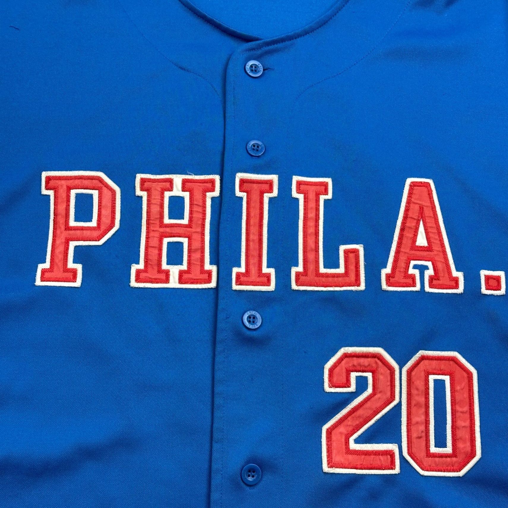 Vintage VINTAGE 4Real Baseball Jersey Mens 2XL Blue Philadelphia #20 Hip Hop Y2K Shirt Baseball Mens 2XL Blue Philadelphia Hip Hop 80s 90s Retro Family Size US XXL / EU 58 / 5 - 7 Thumbnail