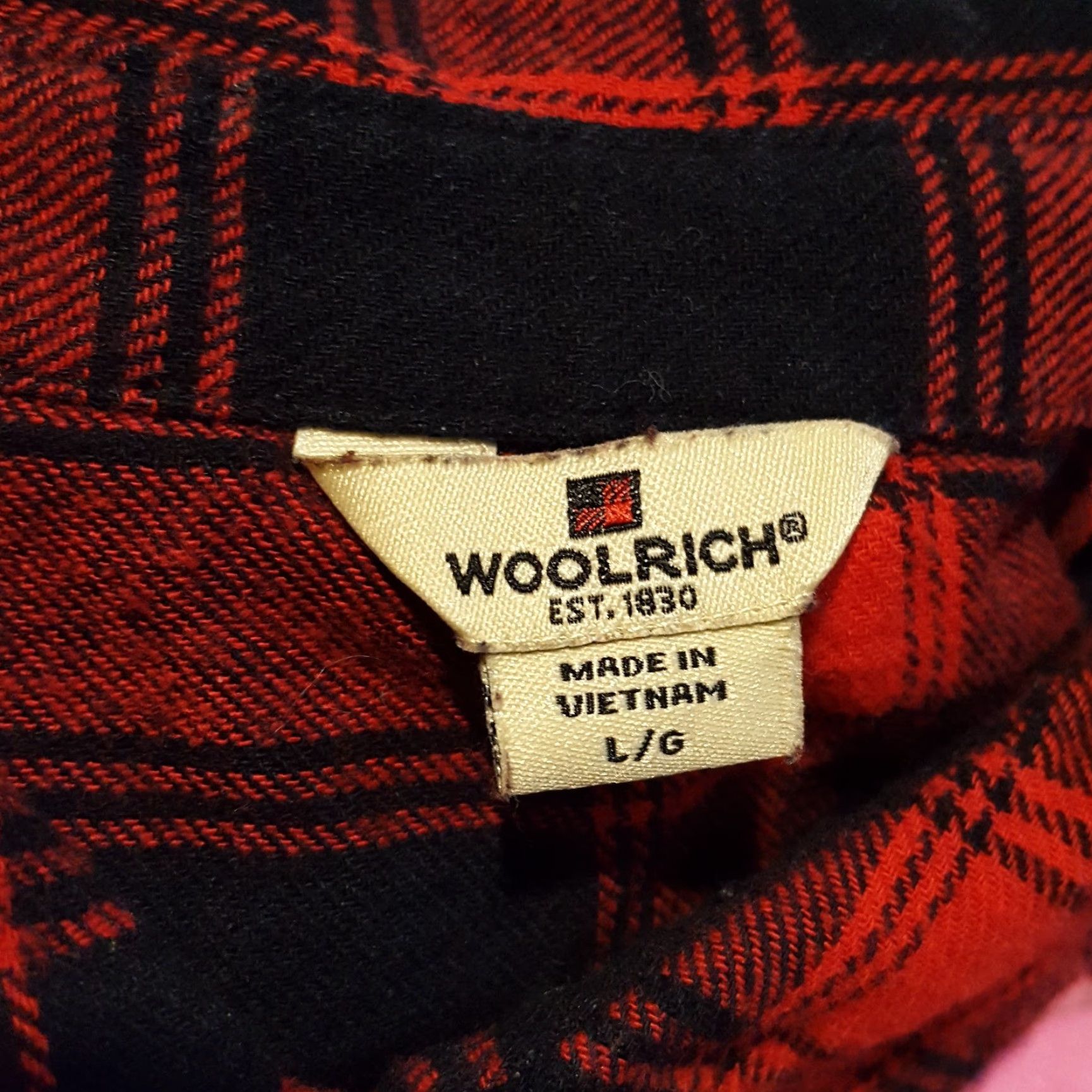 Vintage Vintage Woolrich Women's Button-Up Shirt Flannel Long Sleeve Fall Winter Casual Outdoor Buffalo Plaid Size Large Red Size L / US 10 / IT 46 - 5 Thumbnail