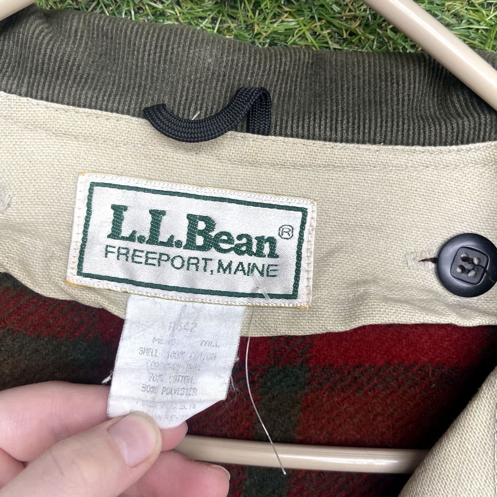 Vintage VINTAGE L.L.Bean Jacket Mens SmallFIELD Barn Chore Coat Lined Canvas Cotton Beige 80s 90s USA Shirts? Size US S / EU 44-46 / 1 - 6 Thumbnail
