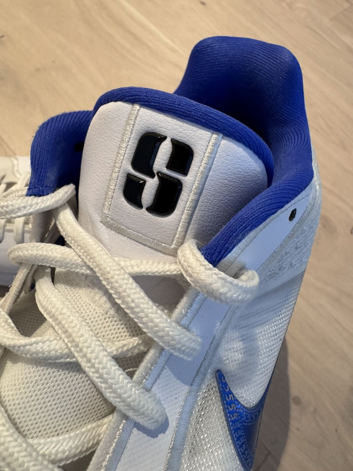 Nike Nike Sabrina 2 ID men size 9 white blue Size US 9 / EU 42 - 9 Thumbnail