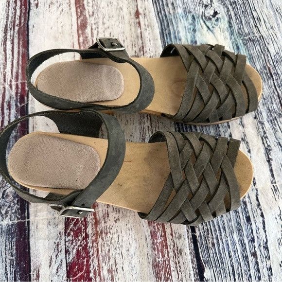 Swedish Hasbeens Swedish Hasbeens Gray Leather Weave Sandals Size US 6.5 / IT 36.5 - 2 Thumbnail