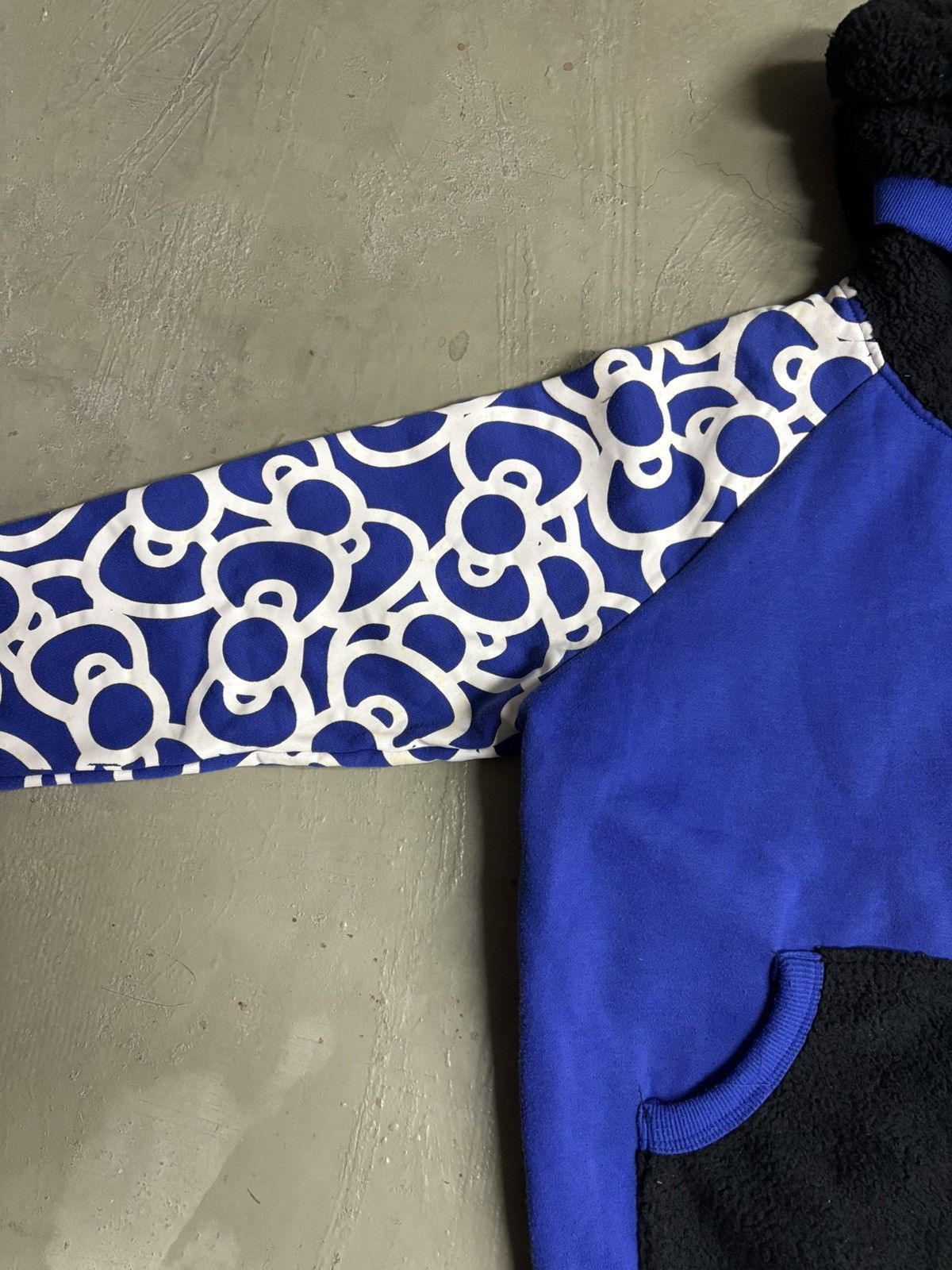 Beauty Beast HELLO KITTY WOOL HOODIE Size US M / EU 48-50 / 2 - 3 Thumbnail