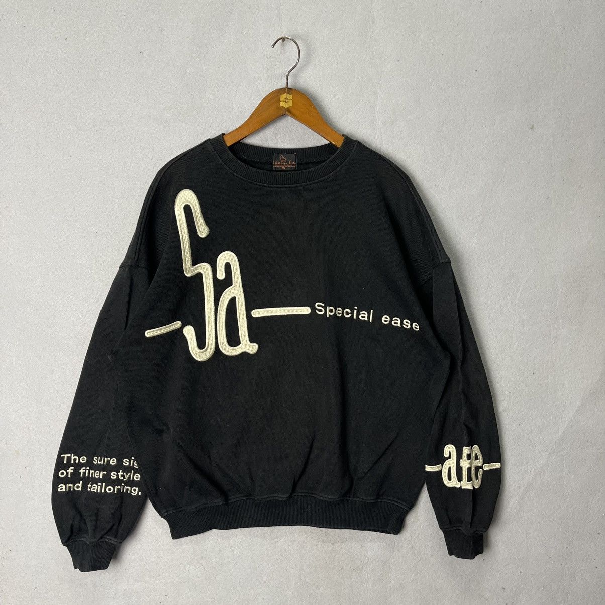 Japanese Brand Vintage Santa Fe Graphic Crewneck Sweatshirt Black Big Logo Size US XL / EU 56 / 4 - 1 Thumbnail