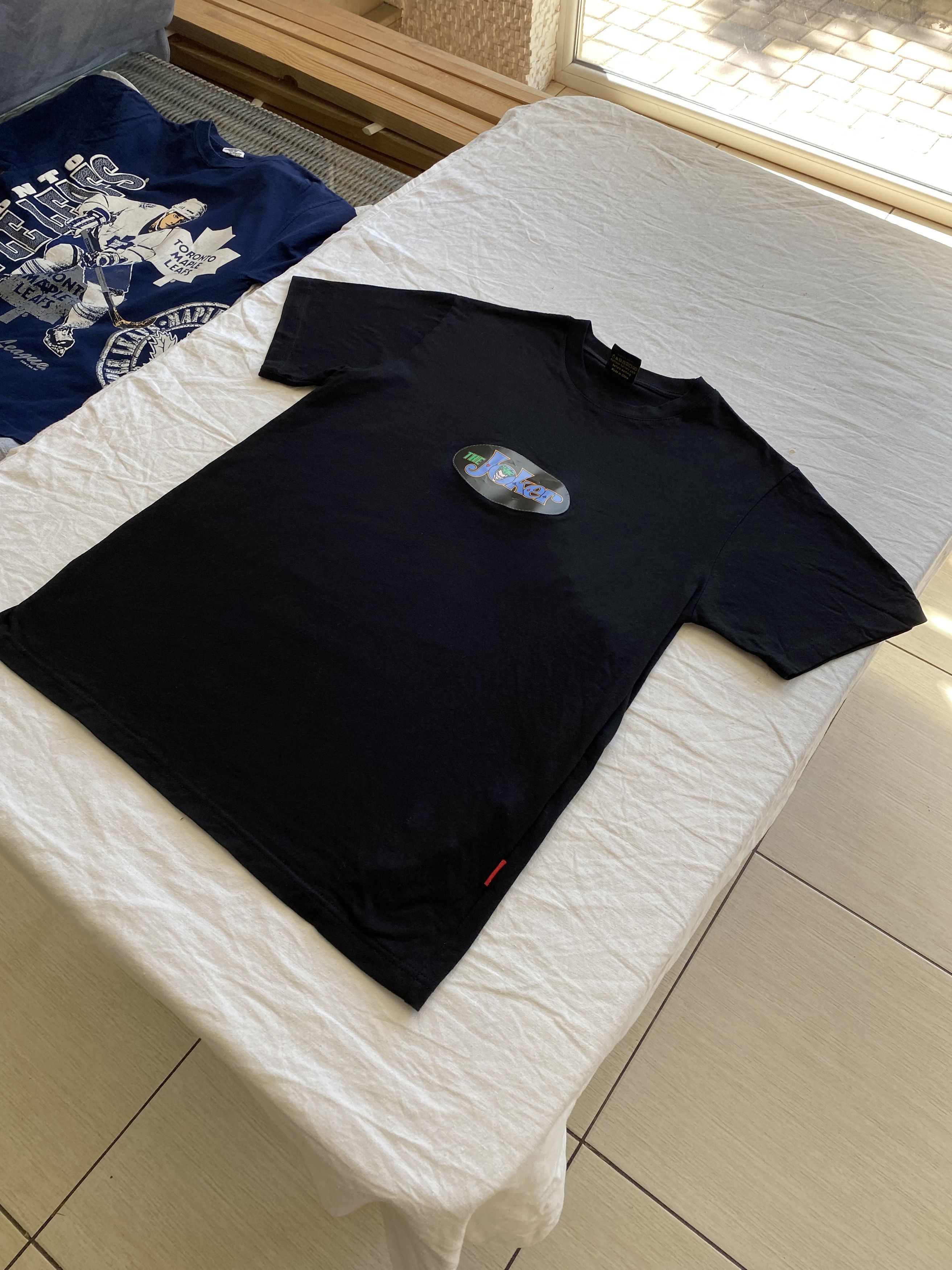 Cartoon Network The Joker Vintage 2000s Batman Glowing Black Tee Size US M / EU 48-50 / 2 - 13 Thumbnail