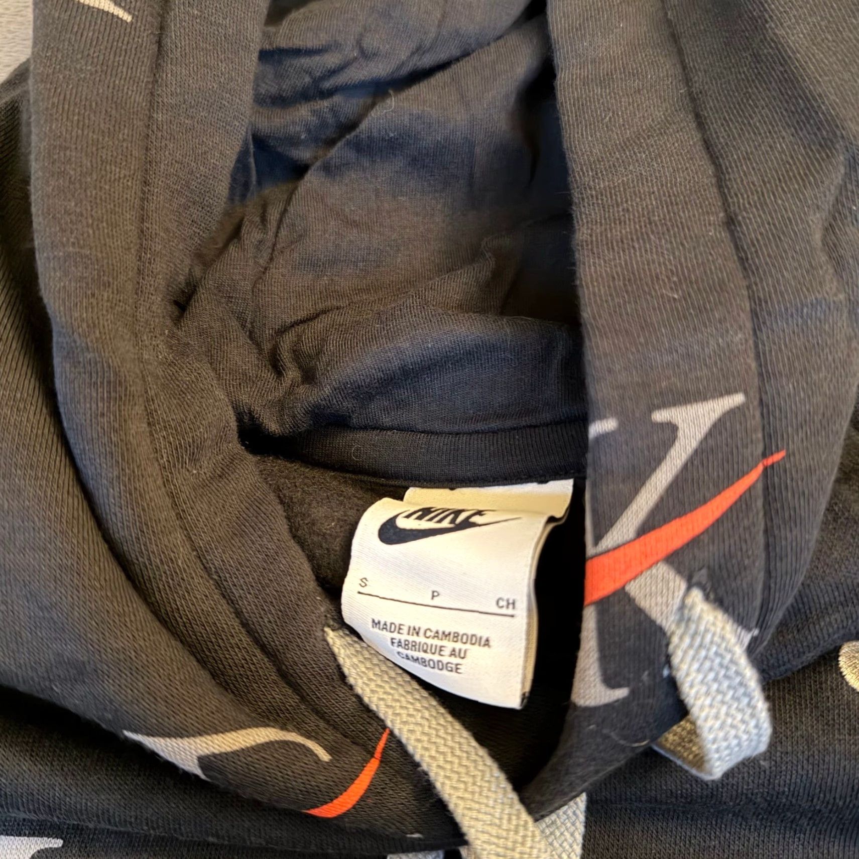Nike Nike All Over Logo Print Pullover Hoodie Sweatshirt Black Orange Mens Small Size US S / EU 44-46 / 1 - 3 Thumbnail