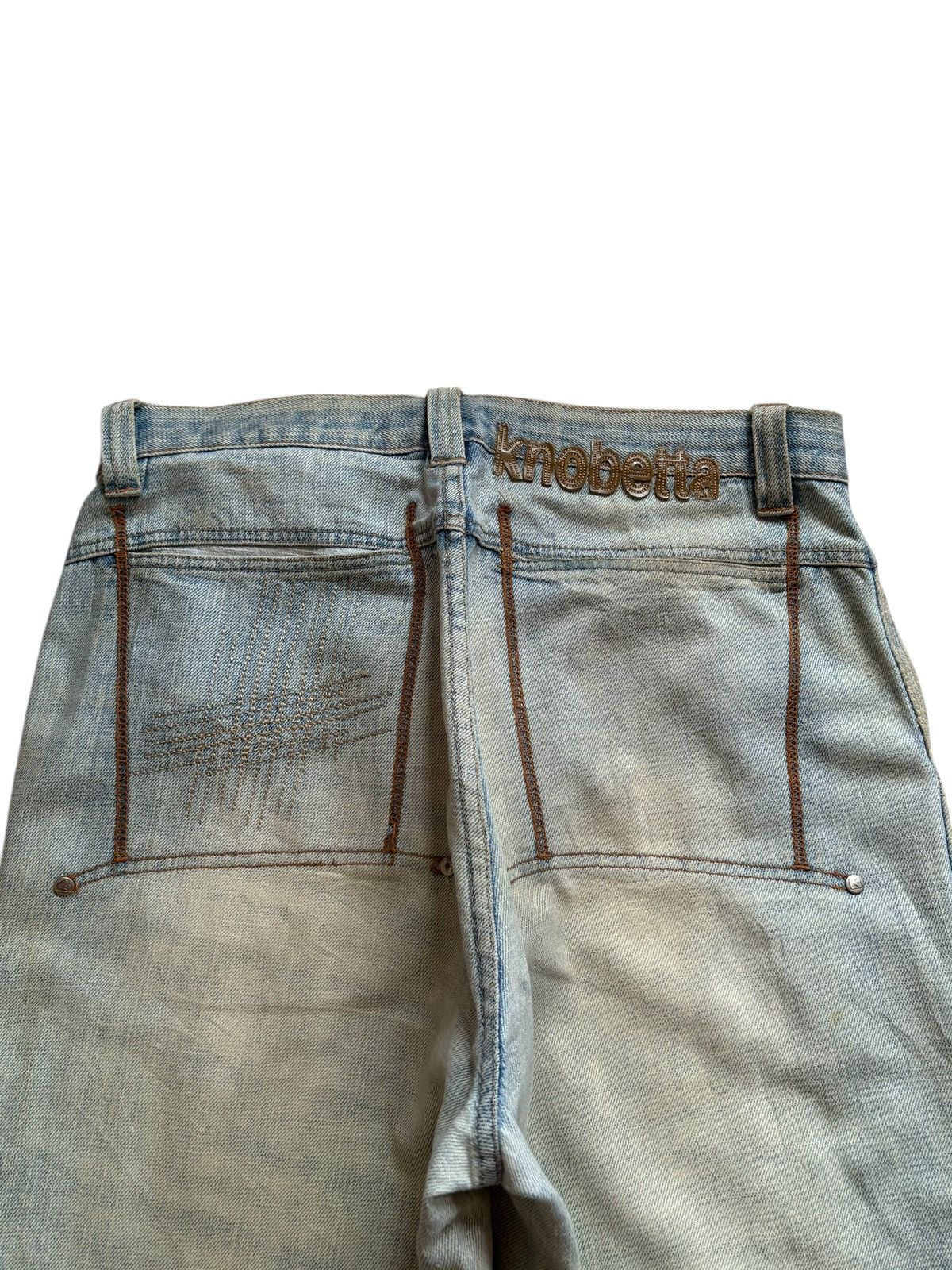 Japanese Brand Vintage Kno Betta Light Mud Wash Distressed Baggy Jeans Size US 32 / EU 48 - 8 Thumbnail
