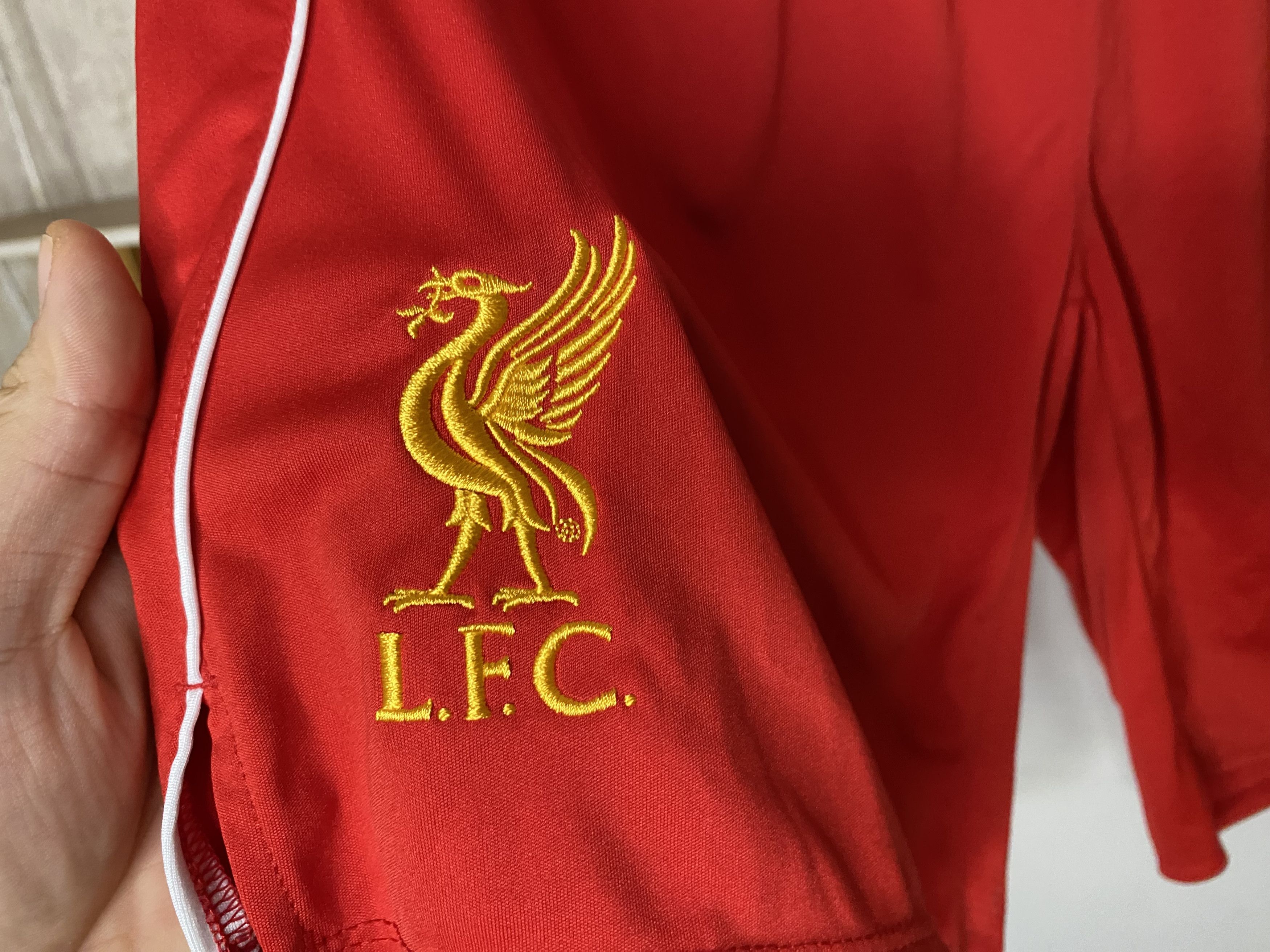 Warrior LIVERPOOL 2014 2015 HOME FOOTBALL SOCCER SHORTS WARRIOR Size US 36 / EU 52 - 4 Thumbnail