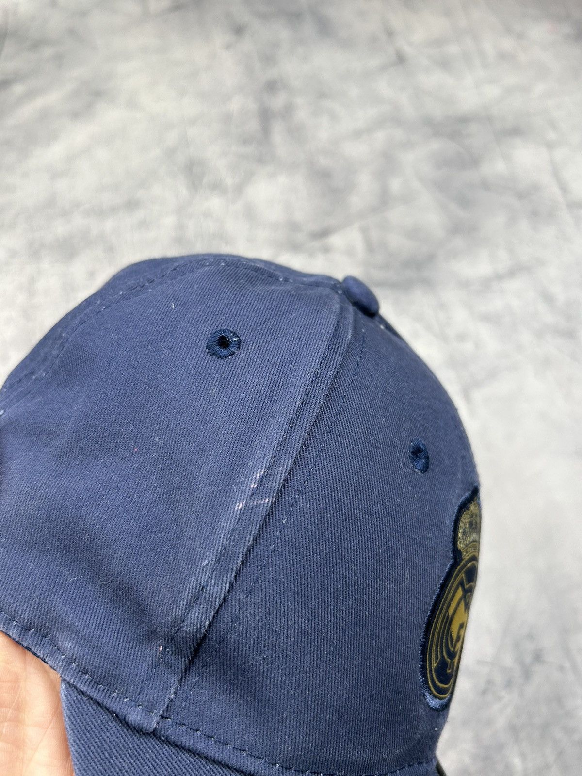 Adidas × Vintage Adidas Real Madrid Centre Logo Cap Soccer Jersey Size ONE SIZE - 8 Thumbnail