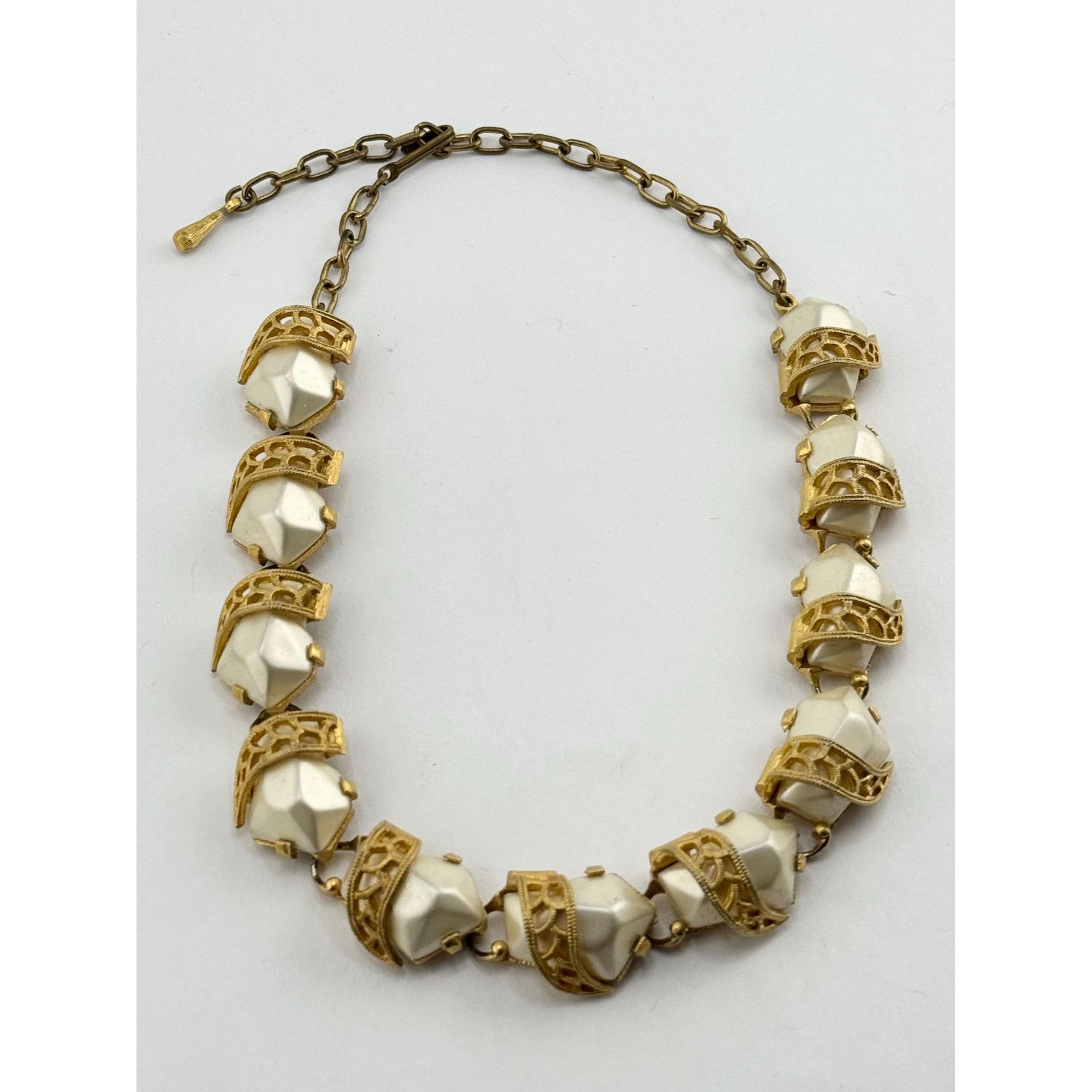 Vintage Vintage faux pearl gold filigree collar necklace Size ONE SIZE - 1 Thumbnail