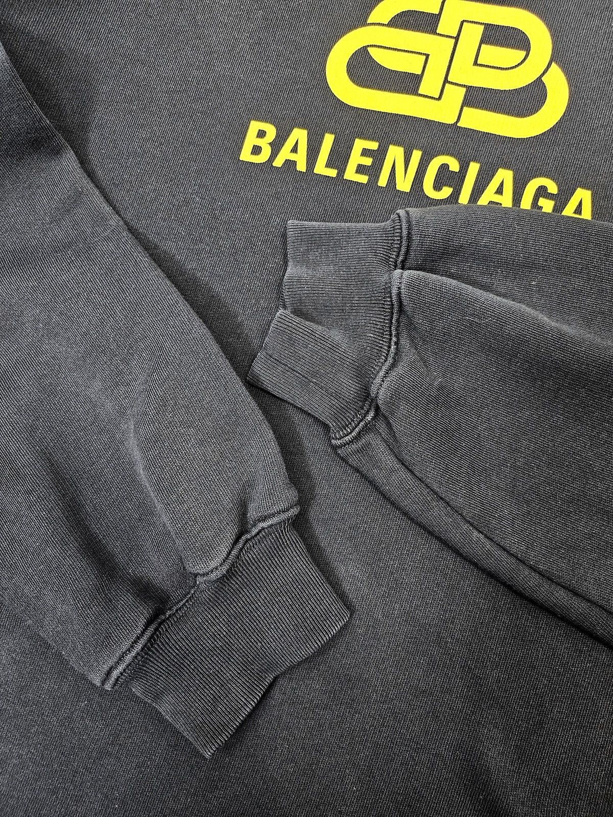 Balenciaga Balenciaga BB Interlocked Logo Crewneck Sweatshirt Size US M / EU 48-50 / 2 - 4 Thumbnail