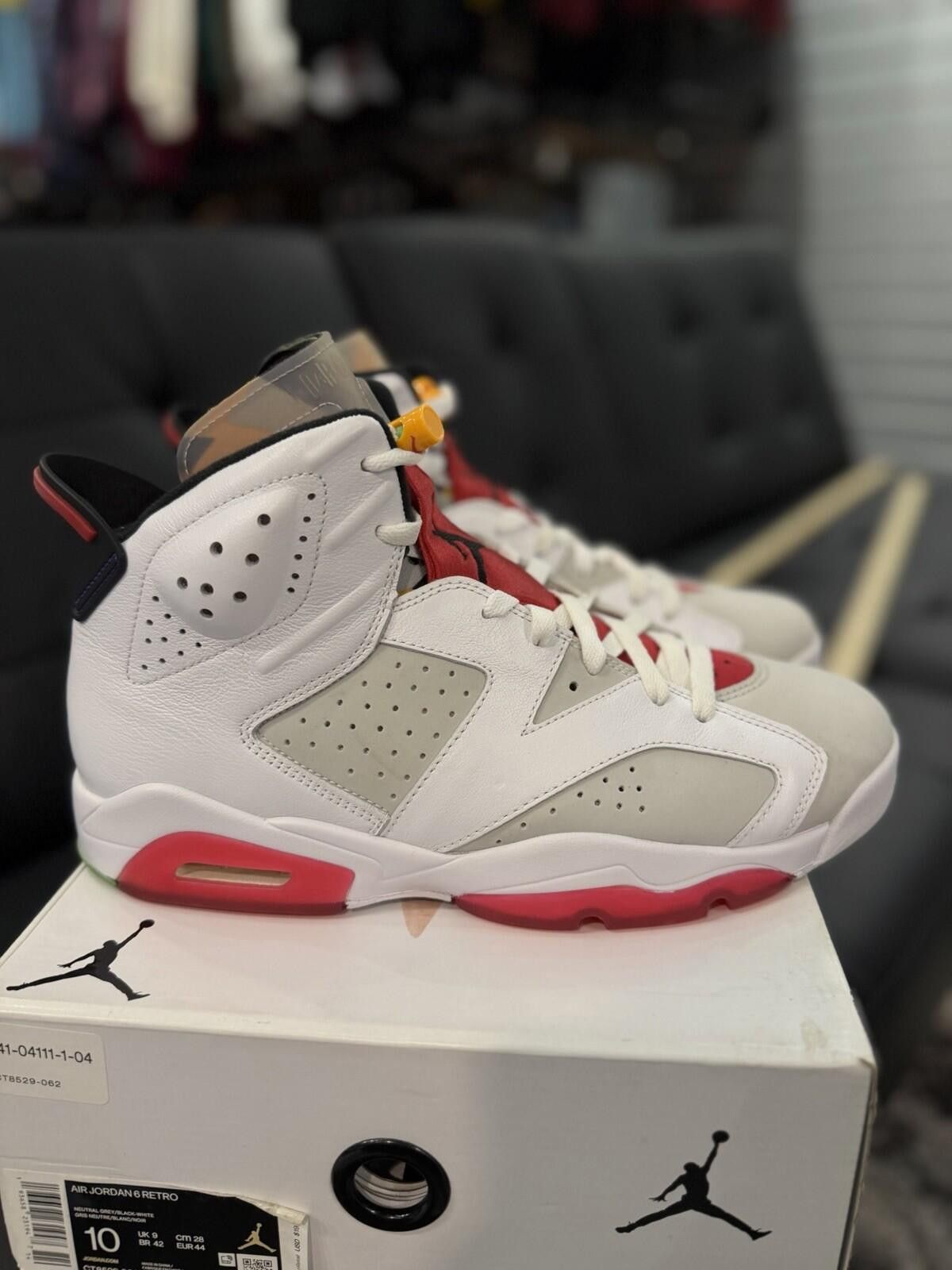 Jordan Brand Air Jordan 6 Retro Men's Size 10 Hare Sneakers Size US 10 / EU 43 - 12 Thumbnail