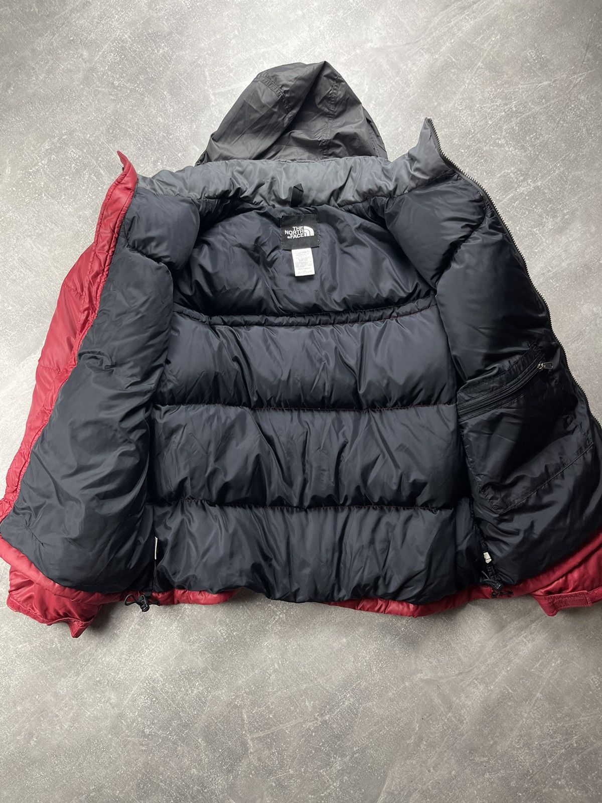 The North Face The North Face 700 Goose Down Puffer Nylon Jacket Red Black Size US L / EU 52-54 / 3 - 19 Thumbnail
