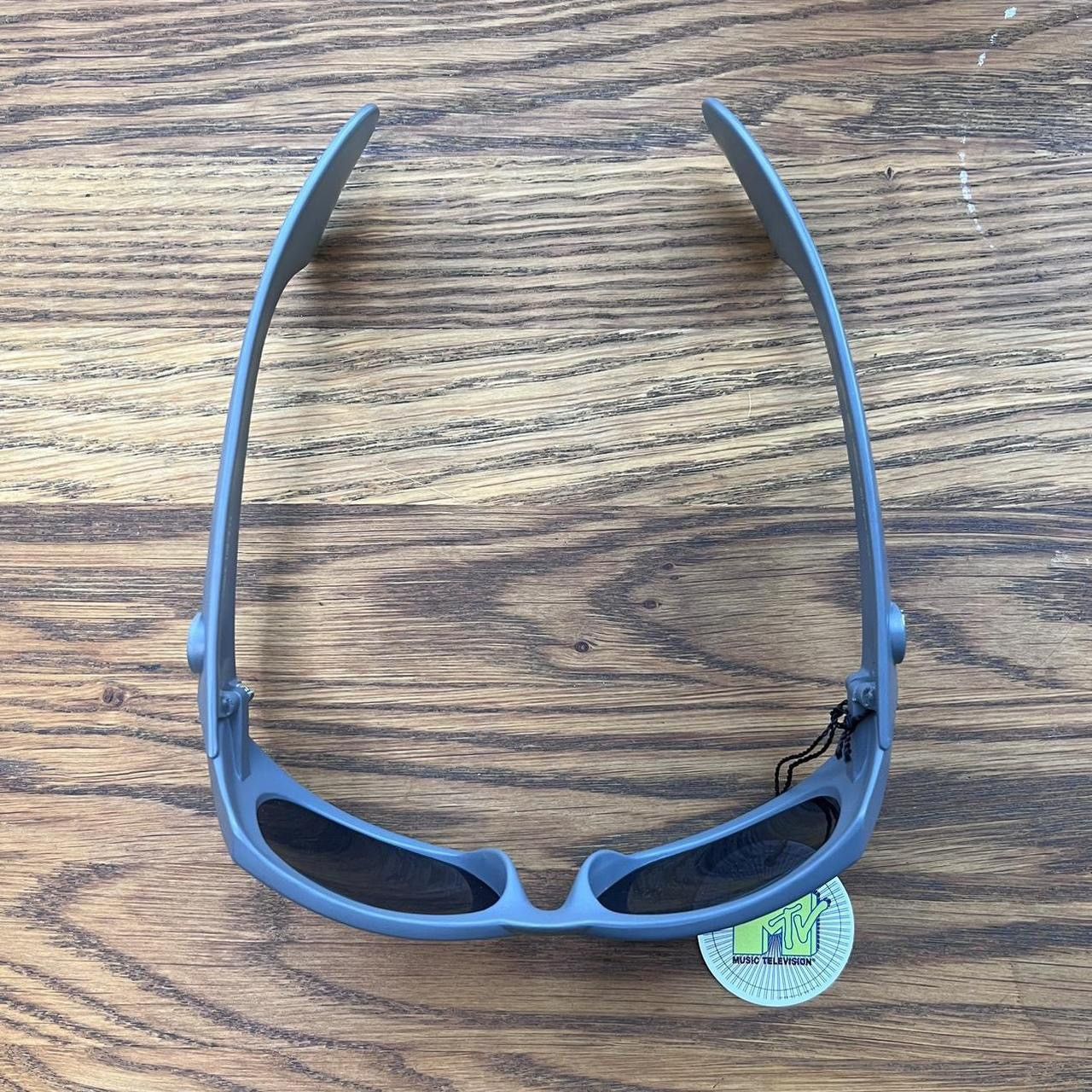 Mtv Vintage MTV Batman Sunglasses 1999 y2k futuristic spike Size ONE SIZE - 5 Thumbnail