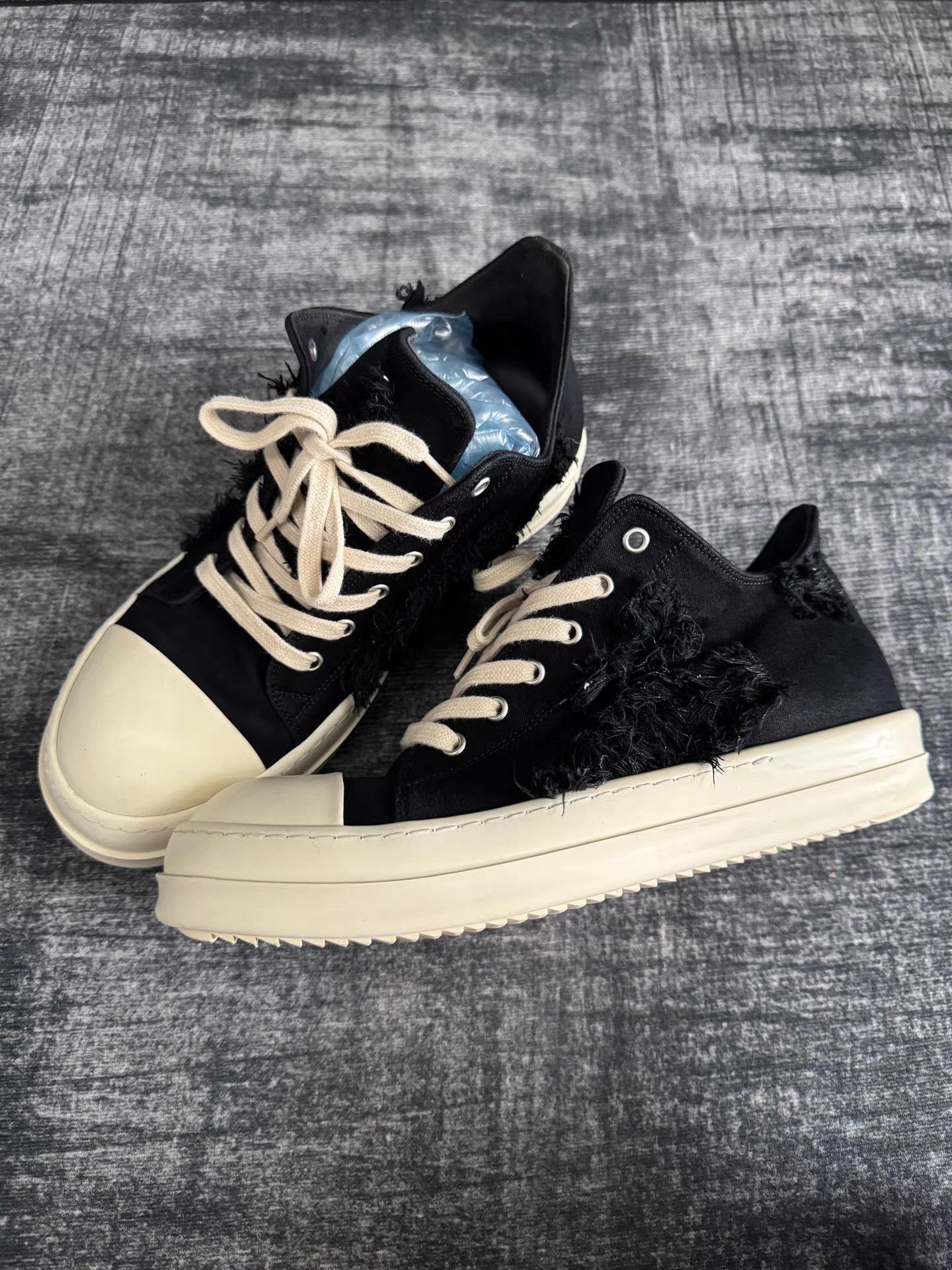 Rick Owens rick owens DRKSHDW Distressed Low Top Turbo Cyclops Size US 8 / EU 41 - 1 Thumbnail