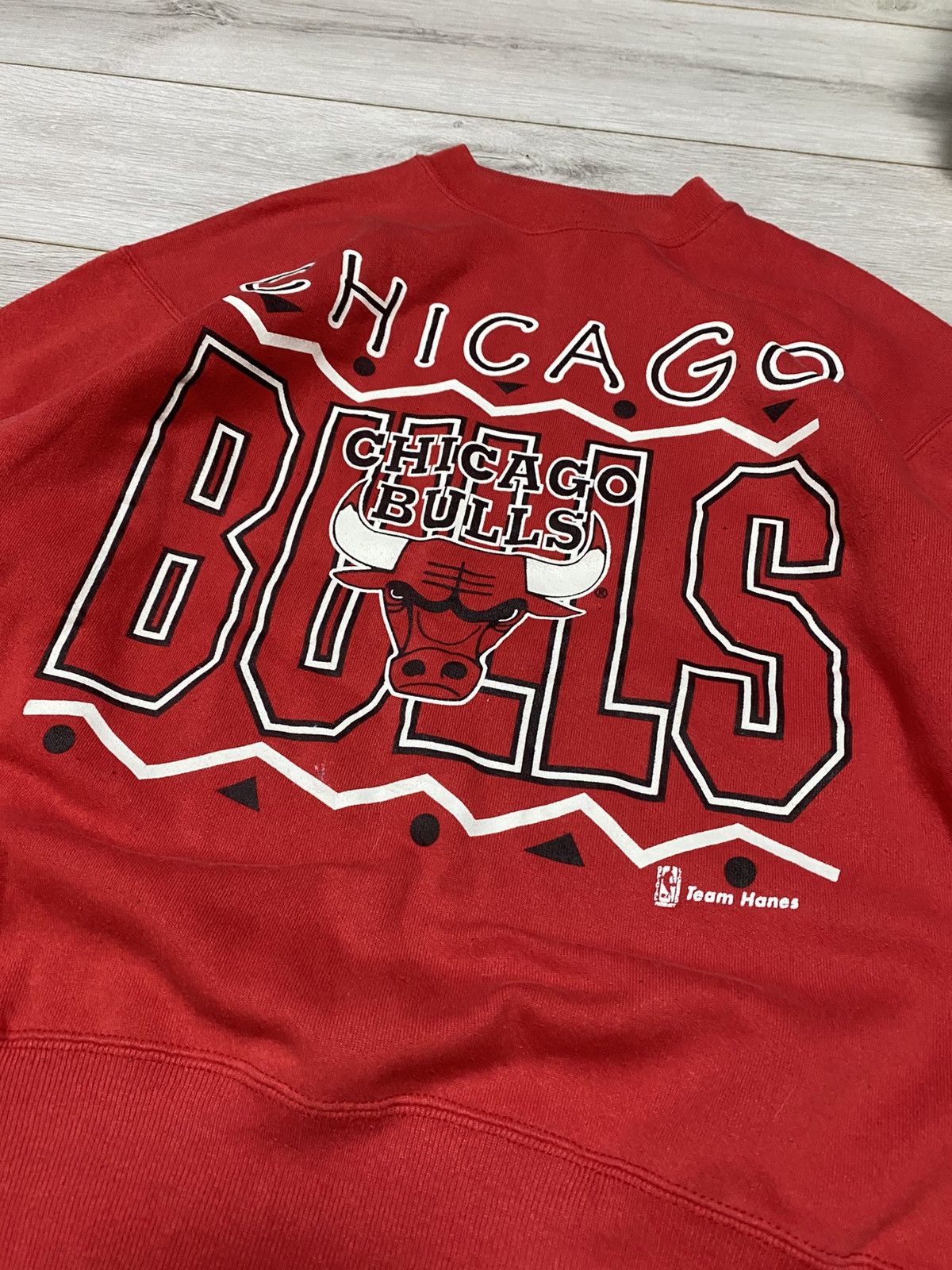 NBA NBA Hanes USA Chicago Bulls Sweatshirt Red big logo Size US L / EU 52-54 / 3 - 3 Thumbnail