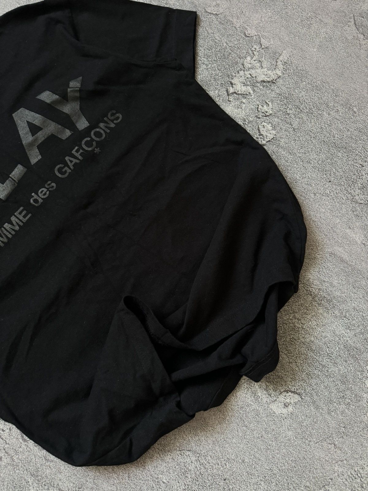 PLAY comme des garçons big logo tee T-shirt polo