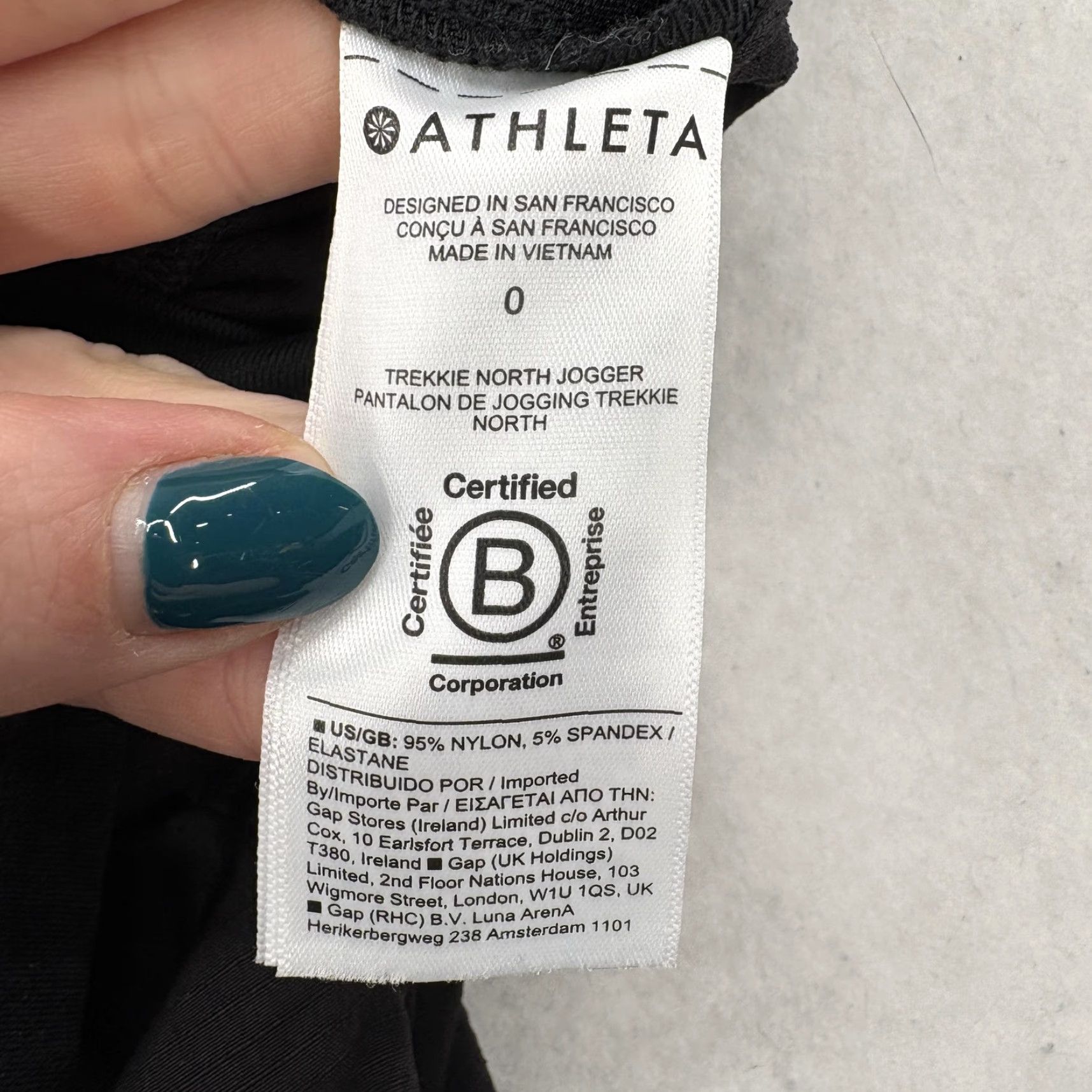 Athleta VINTAGE Athleta Trekkie North Jogger Pants Womens 0 Black Stretch Pockets Hiking Travel Size 25" / US 0 / IT 36 - 5 Thumbnail