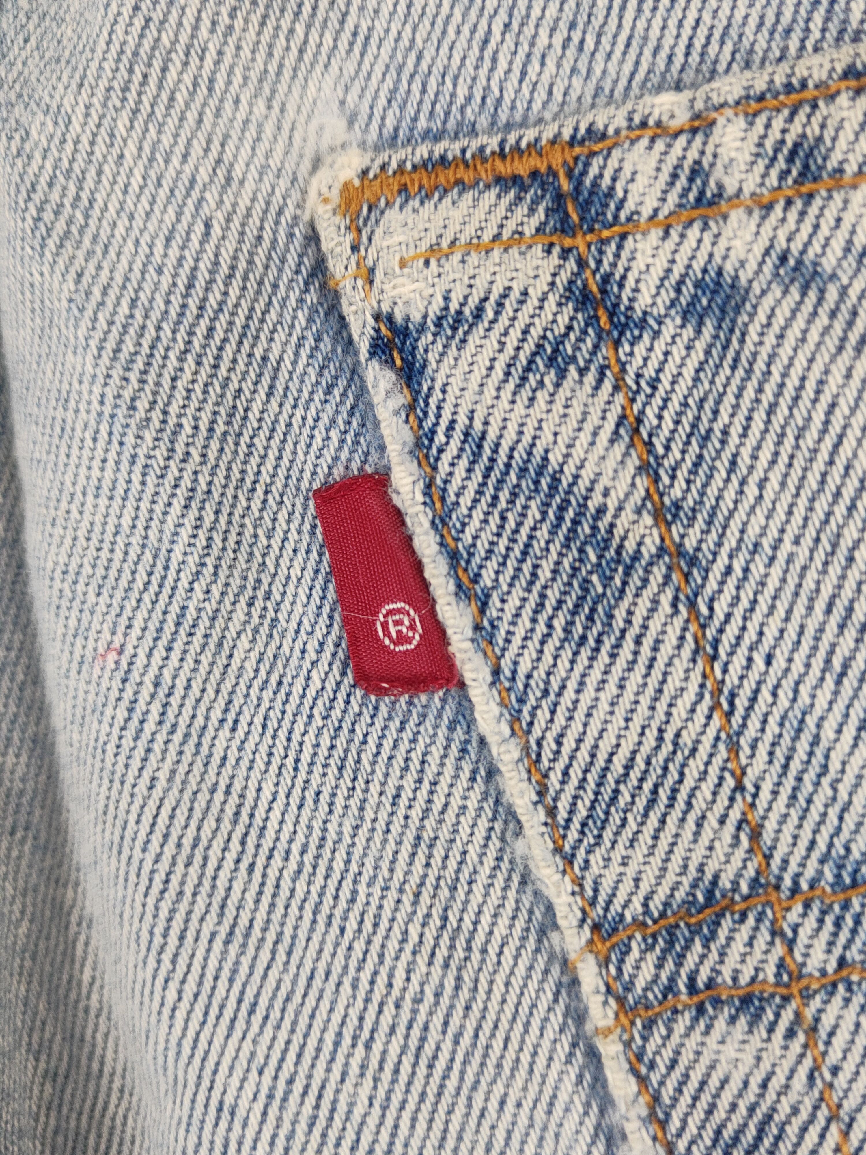 Levi's 501 Levi's Light Blue Distressed Ripped denim Jeans #W1724 Size US 33 - 10 Thumbnail