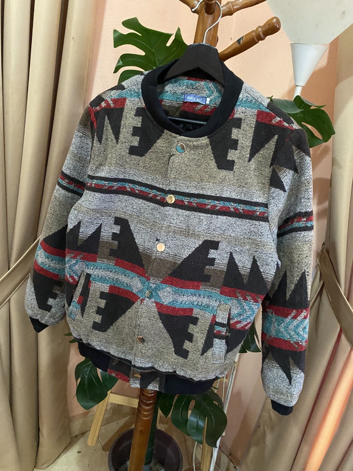 Black Boy Place VINTAGE BLACK BOY NAVAJO BOMBER JACKET Size L / US 10 / IT 46 - 2 Thumbnail