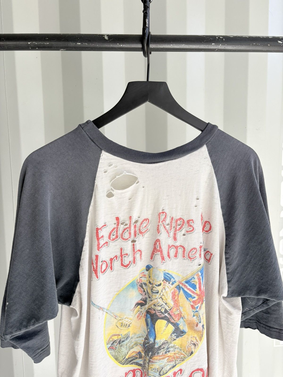 Band Tees Vintage Iron Maiden Shirt Faded Distressed Grunge Band Size US XL / EU 56 / 4 - 3 Thumbnail