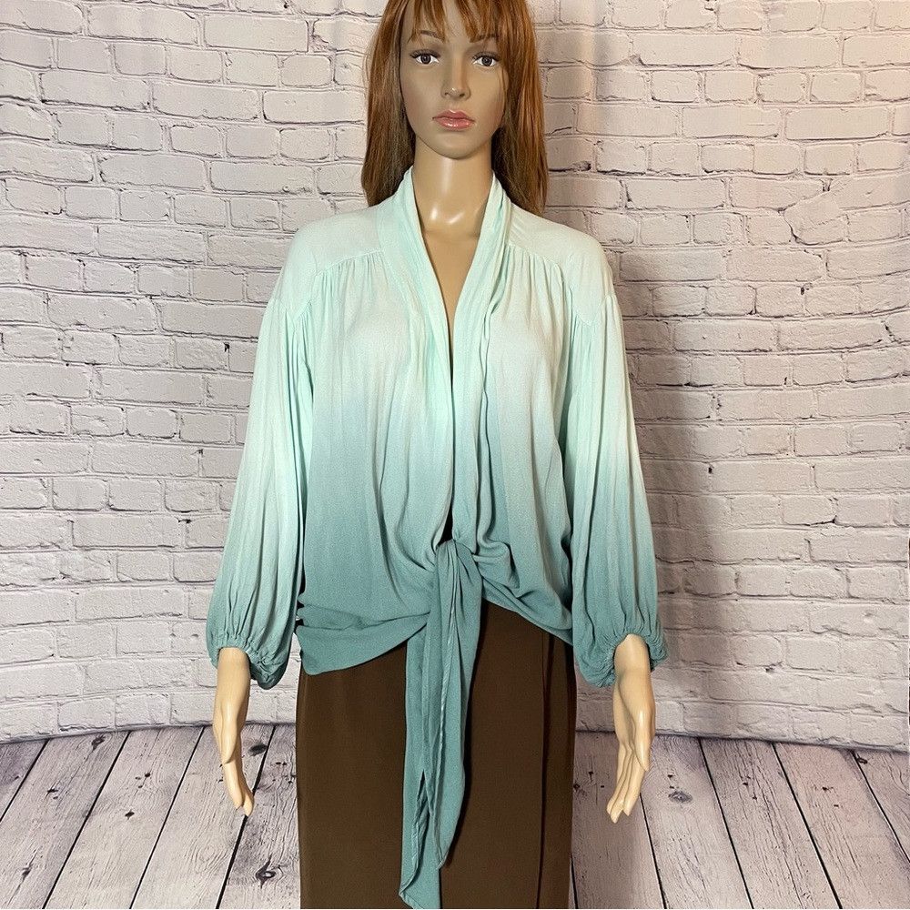 Young Fabulous & Broke NWT New Young Fabulous & Broke Carmen Green Ombre Tie Front Size XS / US 0-2 / IT 36-38 - 2 Thumbnail